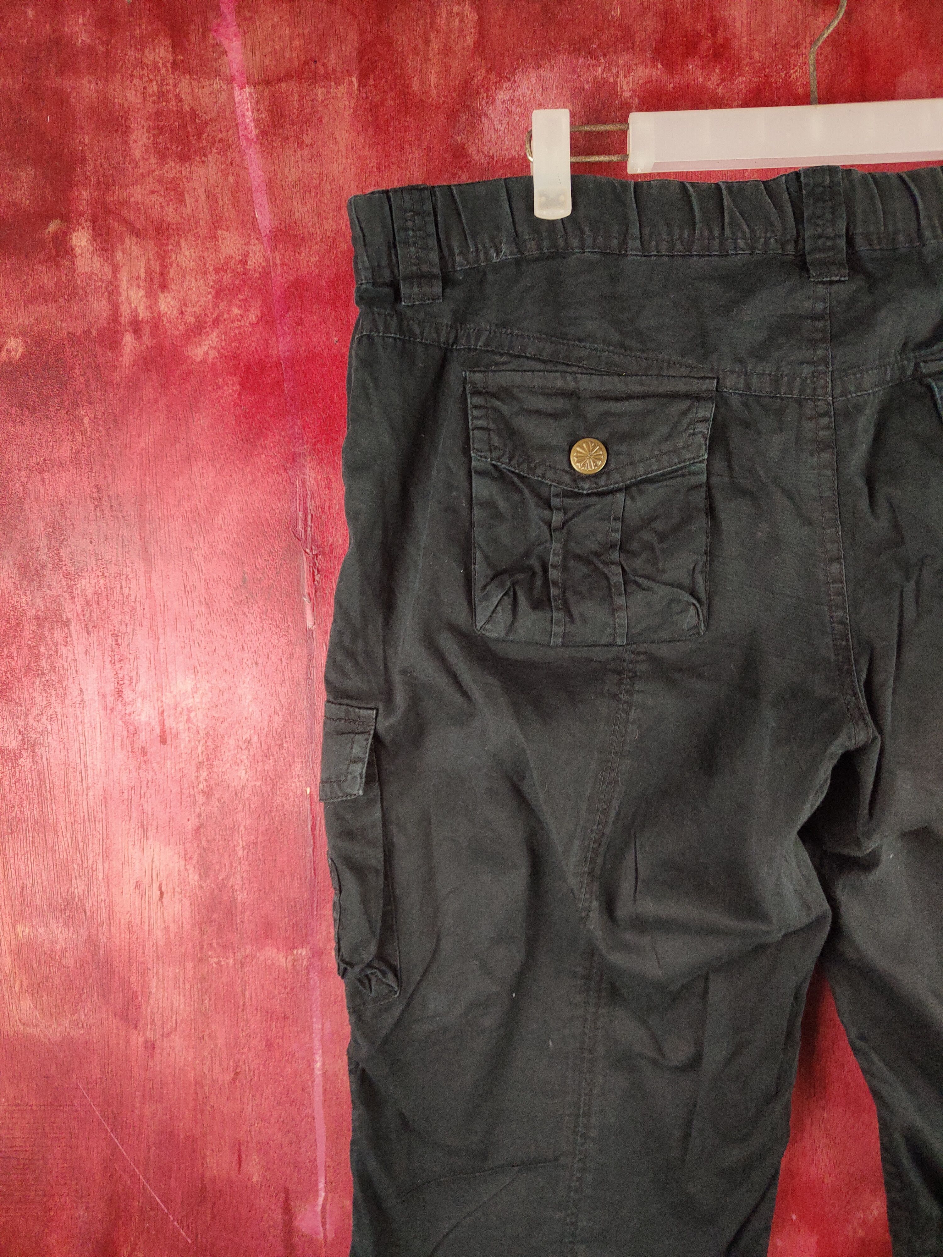 Japanese Brand Japanese Brand Black Short cargo Pants N#S49 Size US 37 - 8 Thumbnail