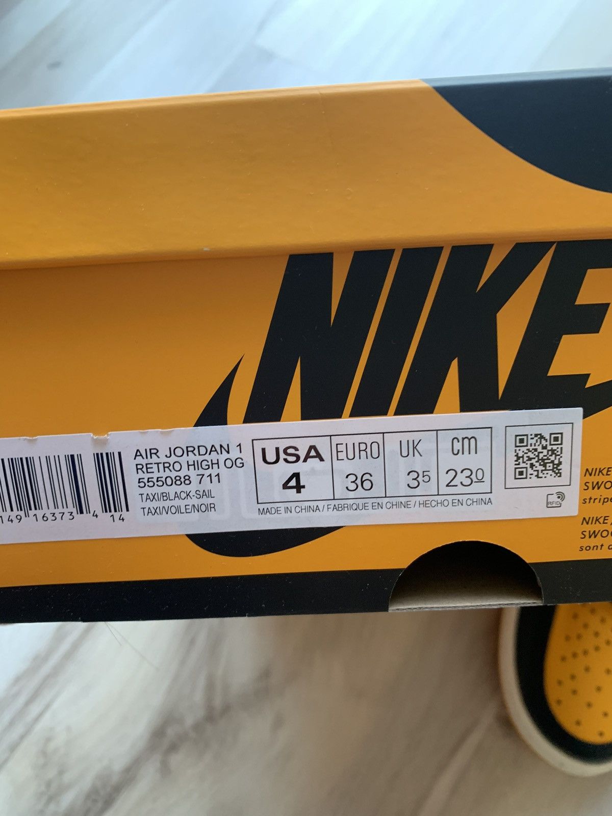 Nike Air Jordan 1 Retro High TAXI Yellow Toe Size US 5.5 / IT 35.5 - 10 Thumbnail