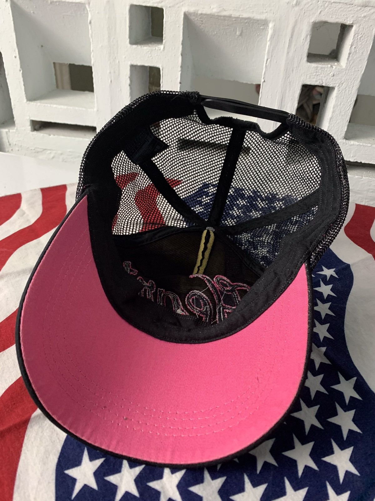 Beauty Beast Japanese Brand Hearts Trucker Hat Size ONE SIZE - 5 Thumbnail
