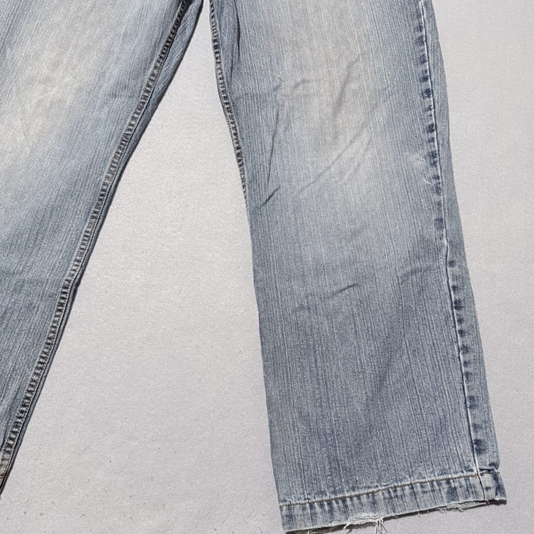 Vintage Mecca Jeans Blue Denim Mid Rise Relaxed Straight Zip Fly Y2K 34x28 Men Jeans Distressed 5-Pocket Denim Zip Closure Vintage No Size US 34 / EU 50 - 6 Thumbnail