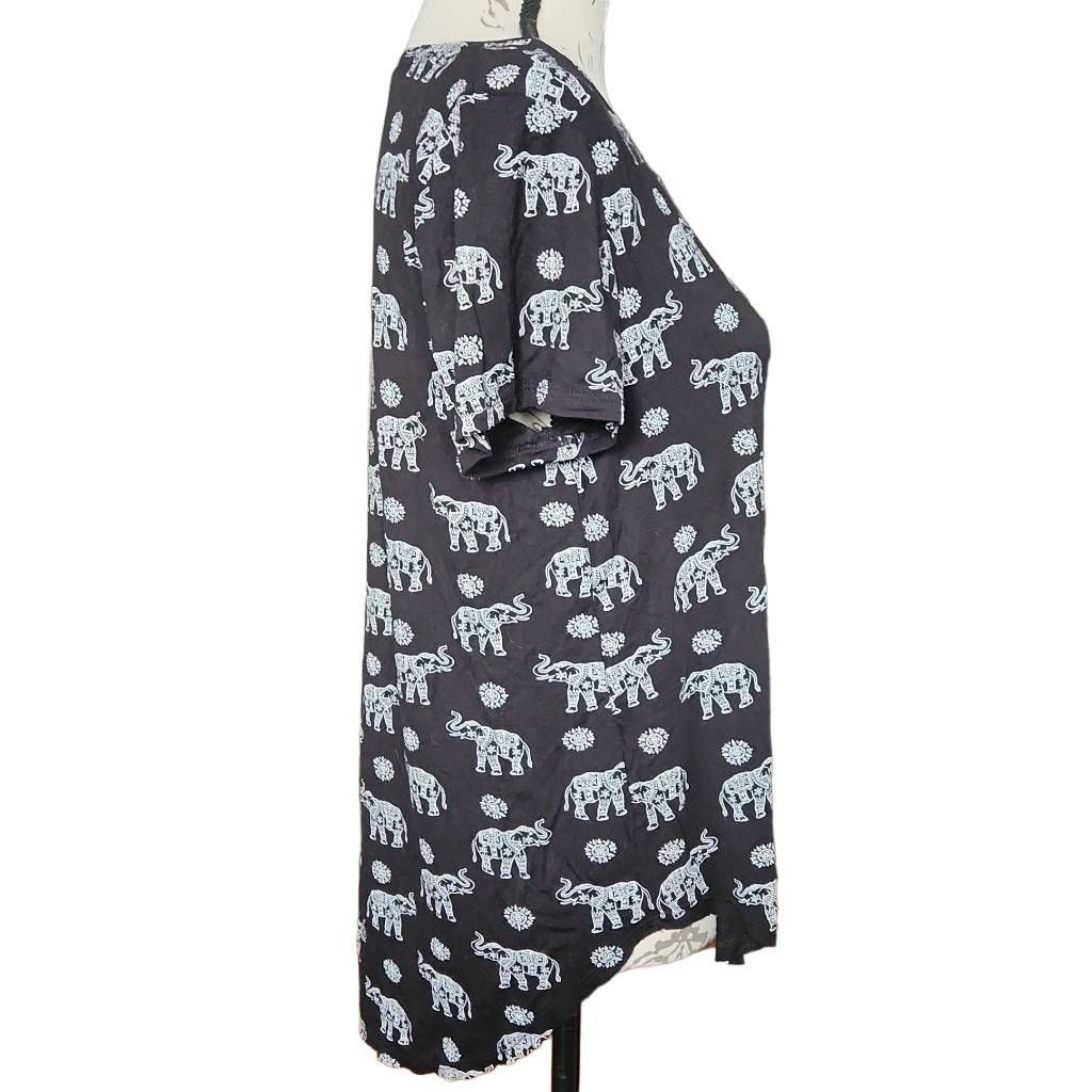 Hollister Hollister Women's Size Medium Black White Elephant Print Short Sleeve Shirt Size M / US 6-8 / IT 42-44 - 5 Thumbnail
