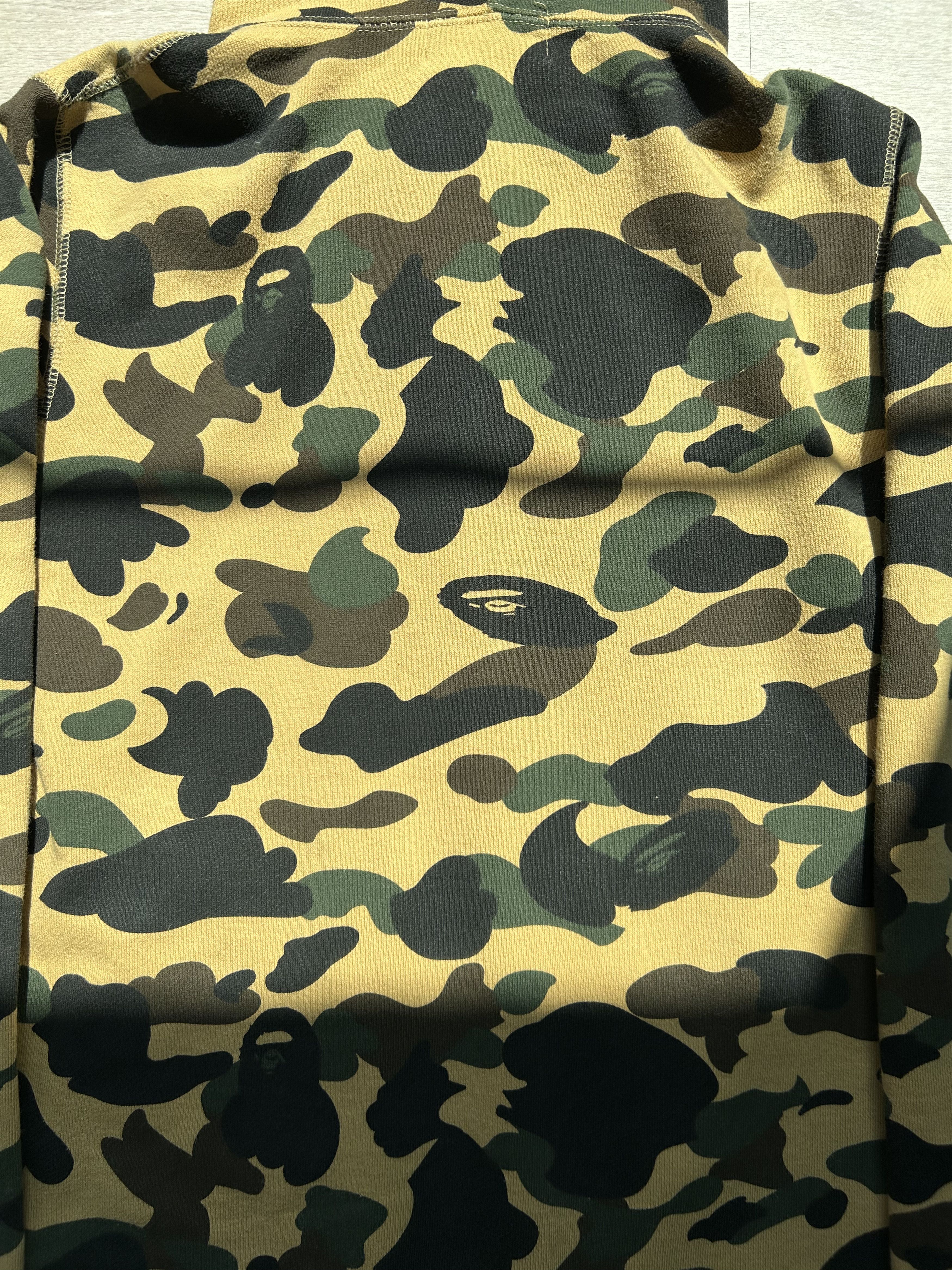 Bape Bape 1st Camo Shark Full Zip Hoodie [Size S] Size US S / EU 44-46 / 1 - 10 Thumbnail