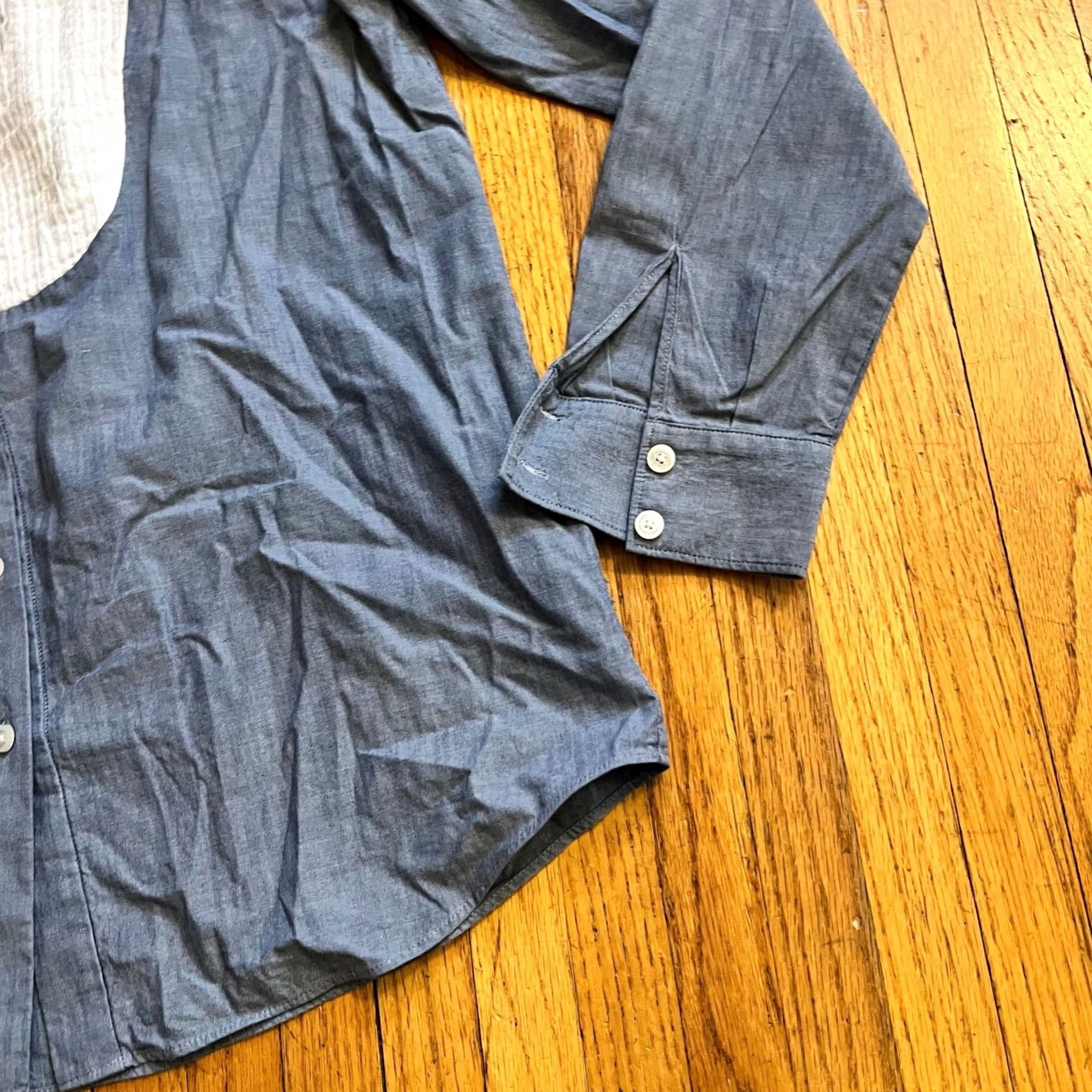 Vintage Kate Spade Womens 6 Button Down Chambray Blue Pleat Bib Top Size M / US 6-8 / IT 42-44 - 2 Thumbnail