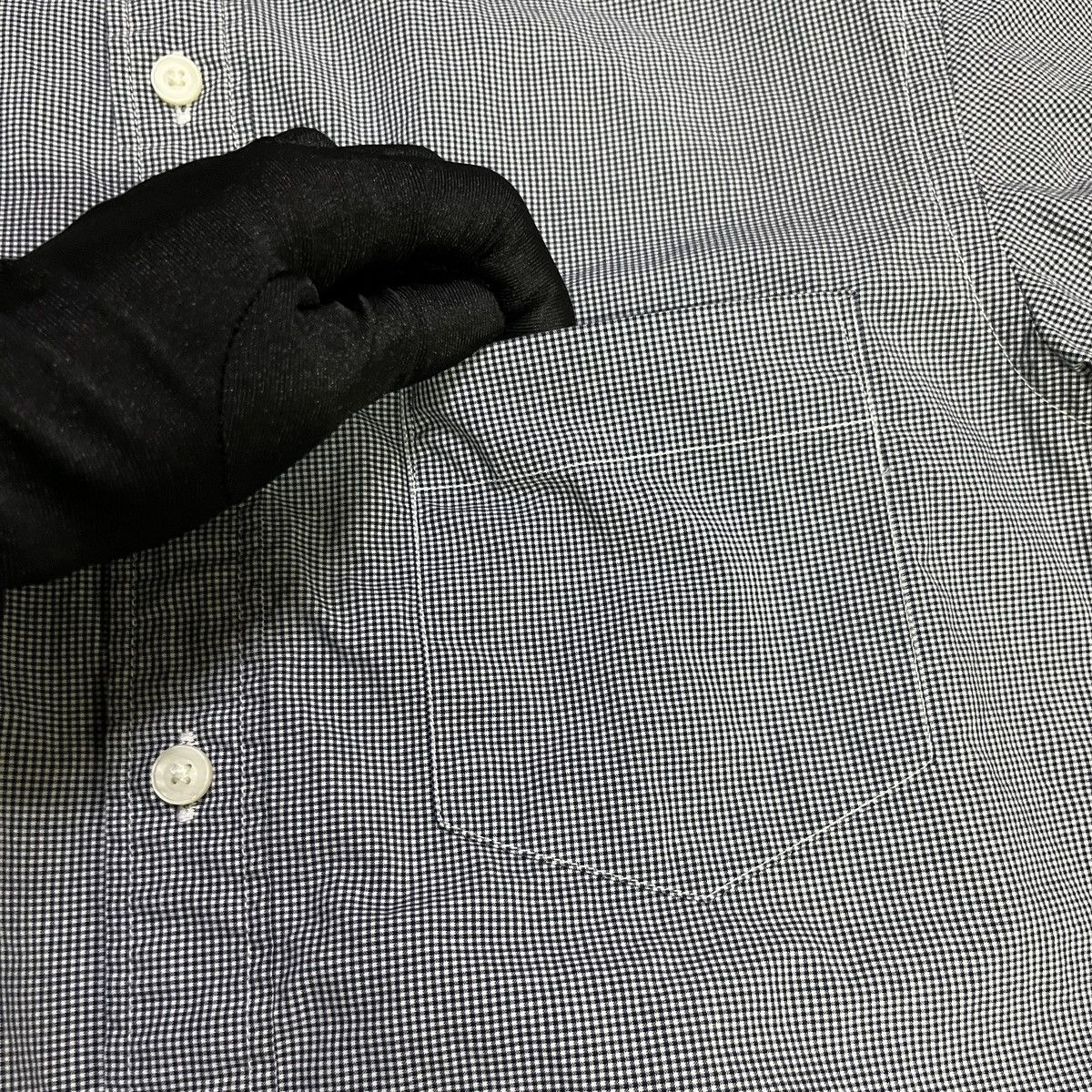 Uniqlo Uniqlo Small Checkered Button Up Shirt Size US S / EU 44-46 / 1 - 3 Thumbnail