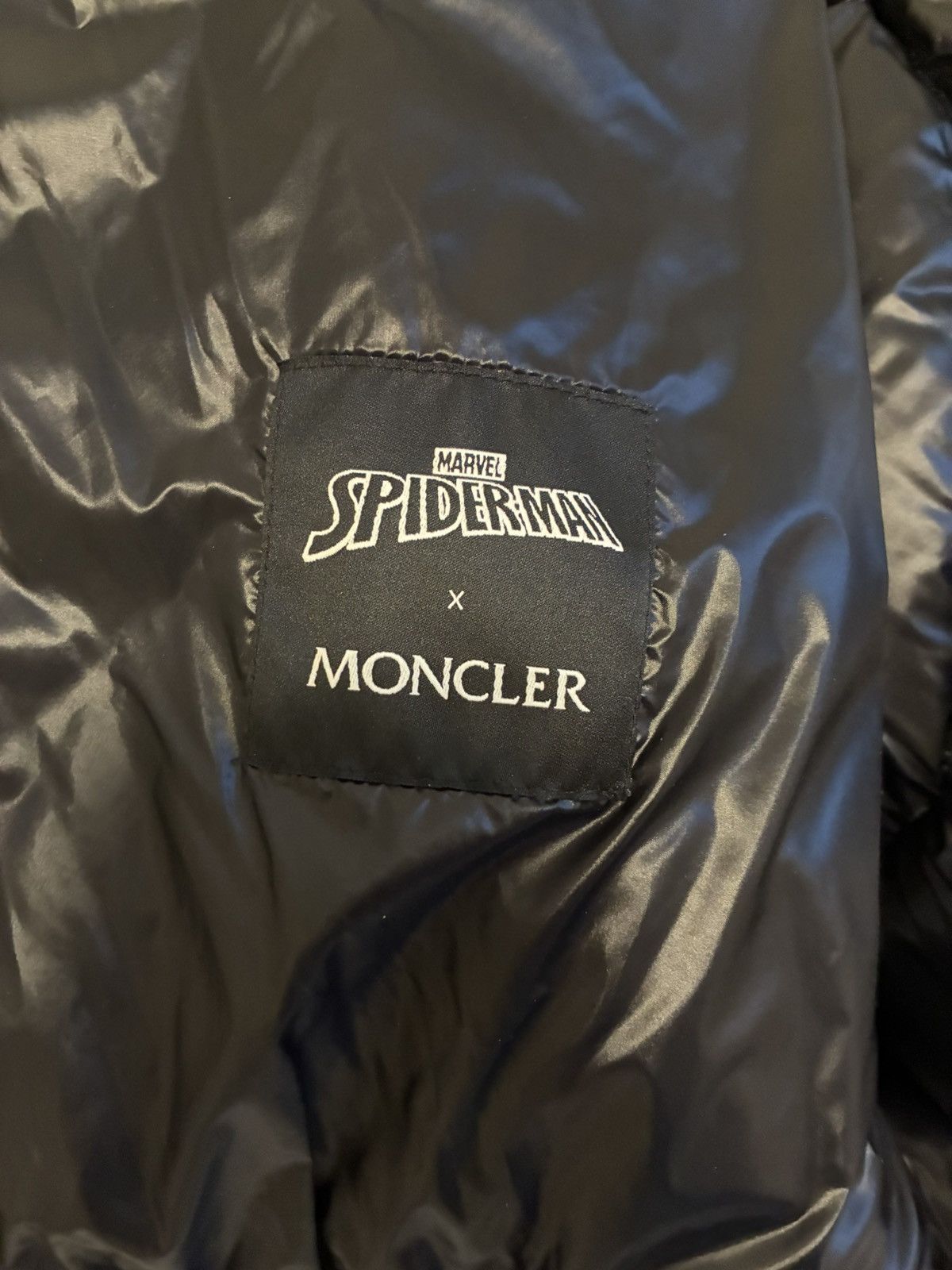 Moncler MONCLER SPIDER MAN JACKET Size US L / EU 52-54 / 3 - 3 Thumbnail