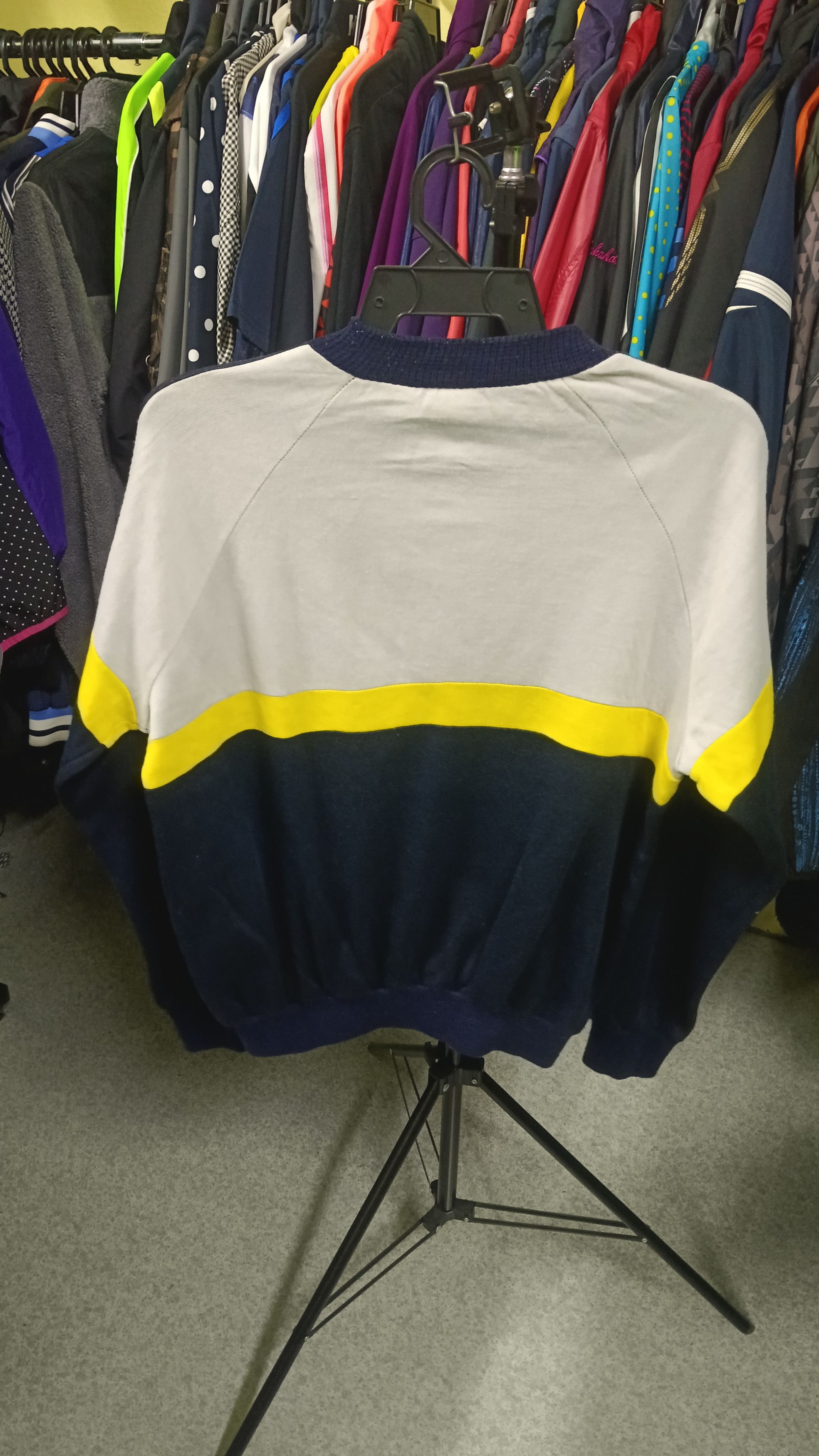 Adidas × Vintage 🔥 Adidas vintage sweatshirt Size US M / EU 48-50 / 2 - 2 Thumbnail