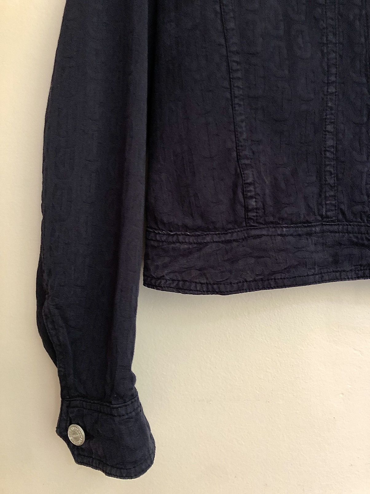 Katharine Hamnett London Vintage Katharine Hamnett Textured Logo Denim Jacket Size US S / EU 44-46 / 1 - 8 Thumbnail