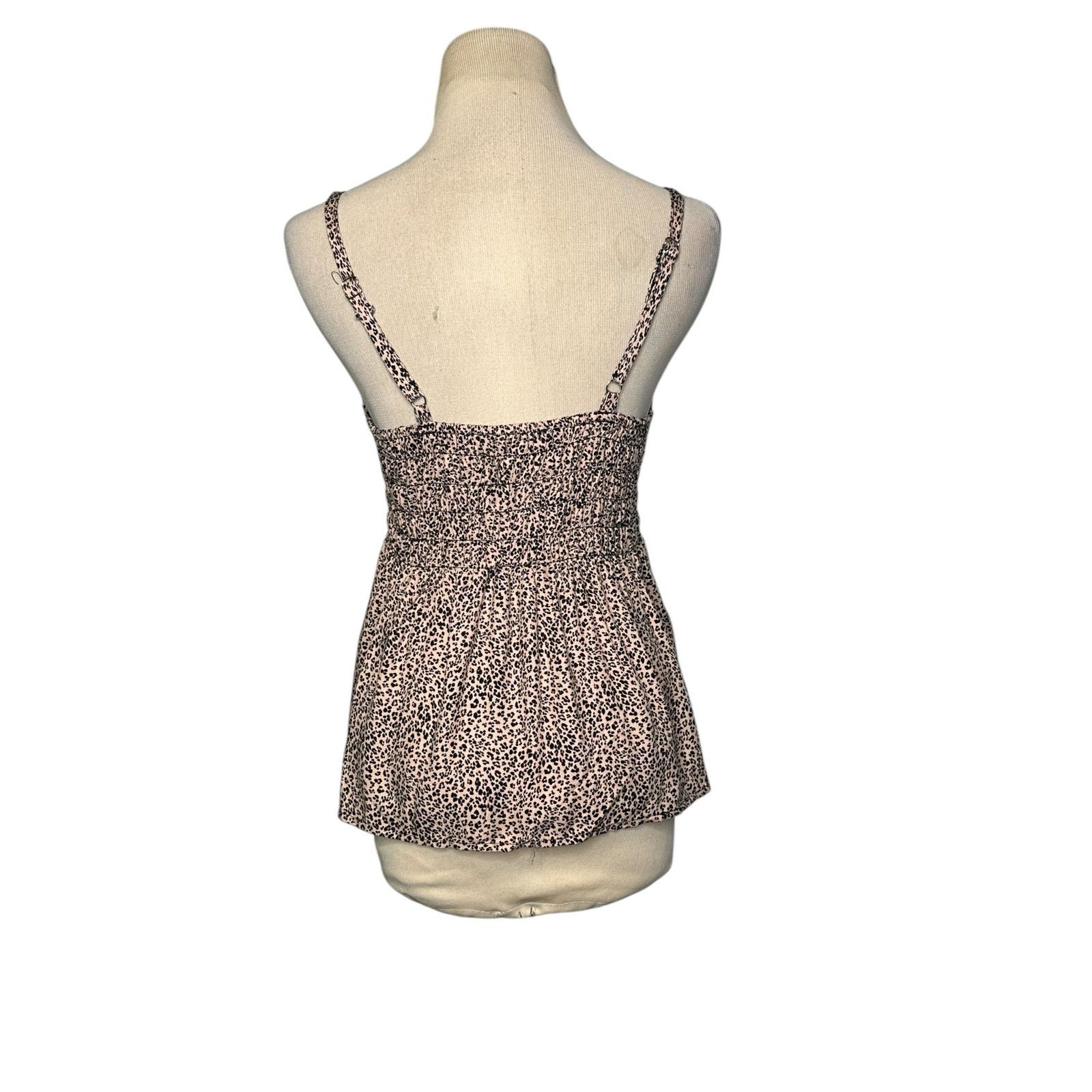 Urban Outfitters Urban Romantics animal print smocked cami top size Medium Size M / US 6-8 / IT 42-44 - 2 Thumbnail