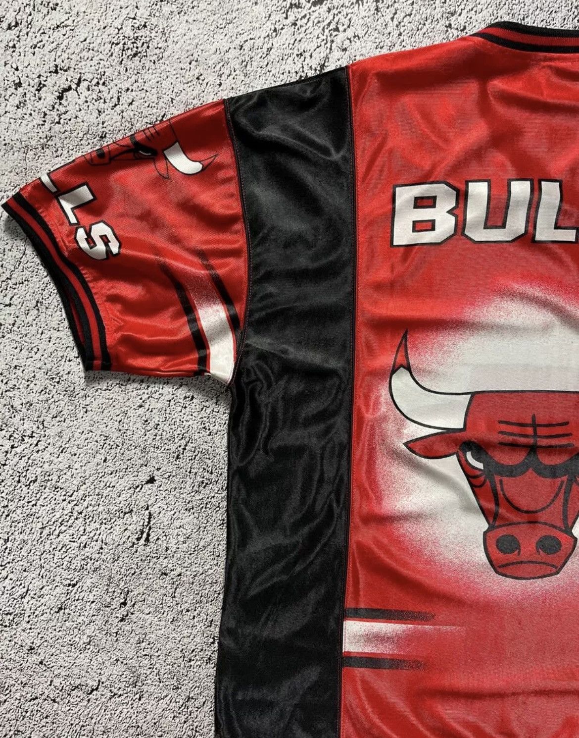NBA × Vintage Vintage 90's Chincago Bulls NBA Shirt Nutmeg Size L Size US L / EU 52-54 / 3 - 5 Thumbnail