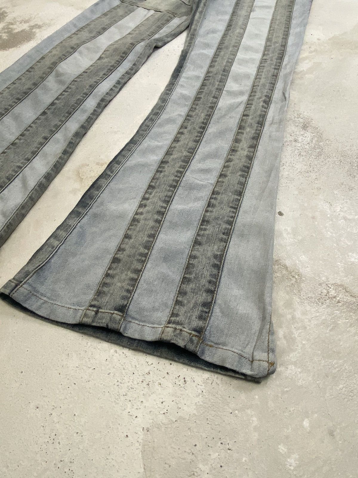 Tornado Mart Vintage Pantomime Flared Star Appliqué Unique Striped Retro Size US 29 - 10 Thumbnail