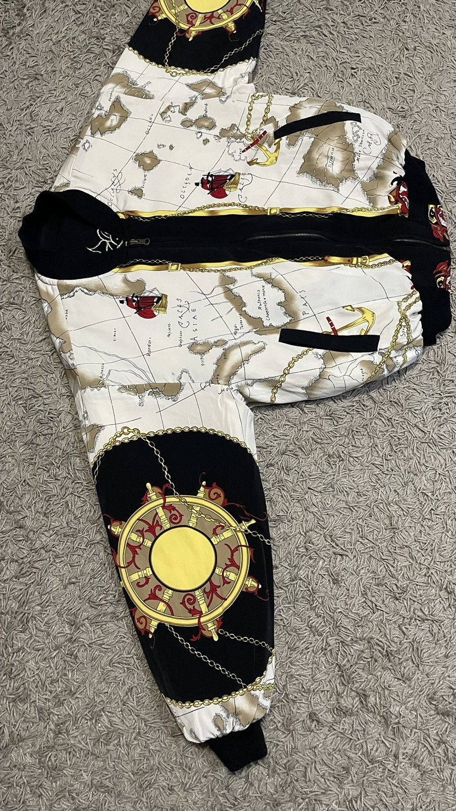 Other Vintage Medusa Golden Logo Size US XL / EU 56 / 4 - 20 Thumbnail