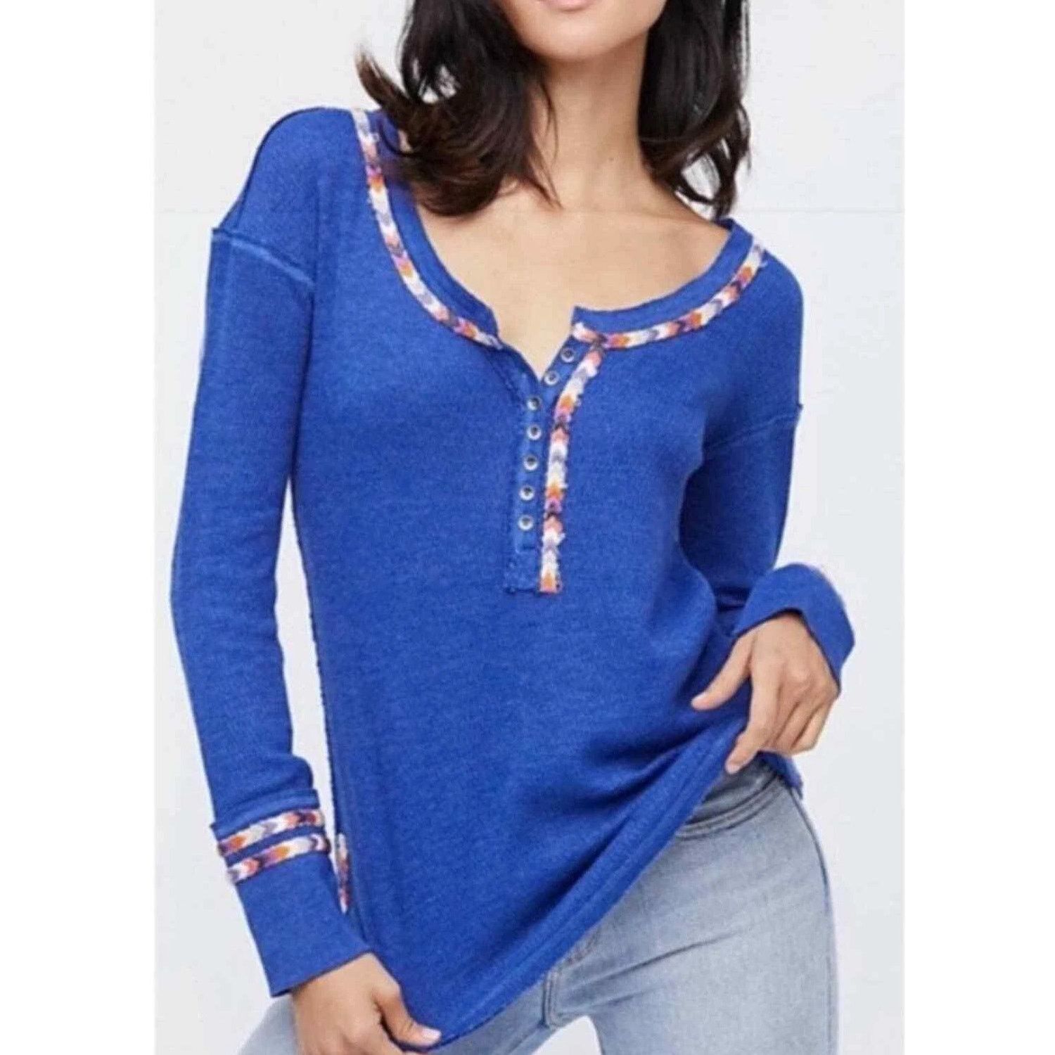 Free People Free People Rainbow Thermal Tee Blue Henley Embroiderd Boho Size M / US 6-8 / IT 42-44 - 1 Thumbnail