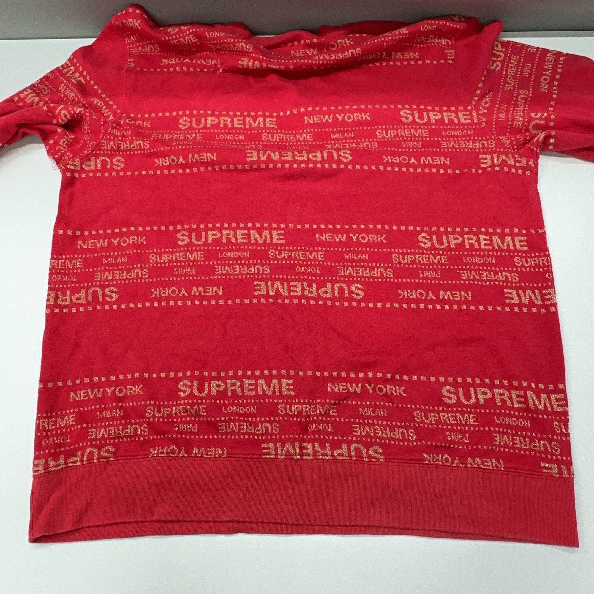 Supreme Supreme Metallic Jacquard Crewneck Size M. Size US M / EU 48-50 / 2 - 9 Thumbnail