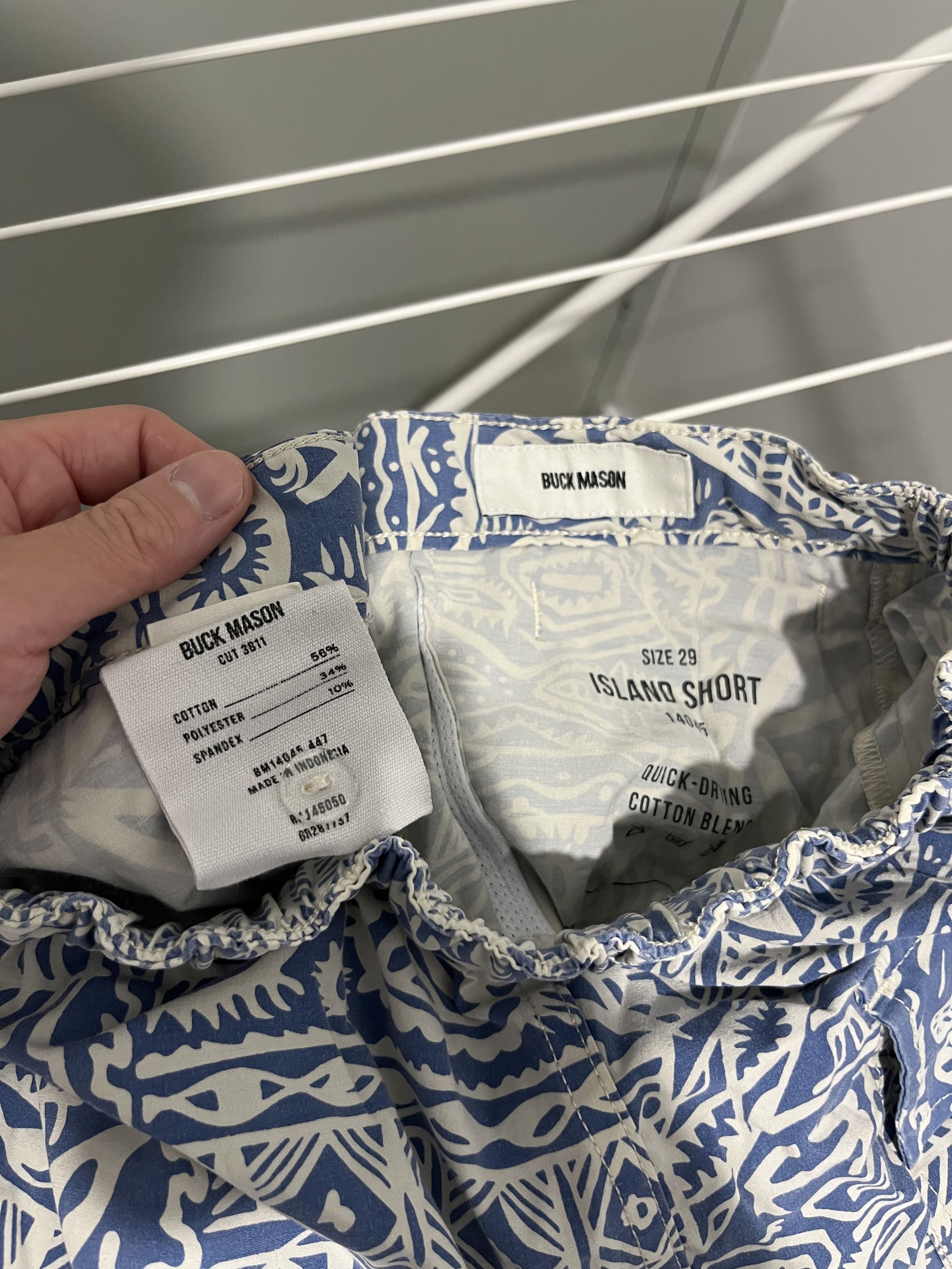 Buck Mason Buck Mason blue/white printed shorts Size US 29 - 3 Thumbnail