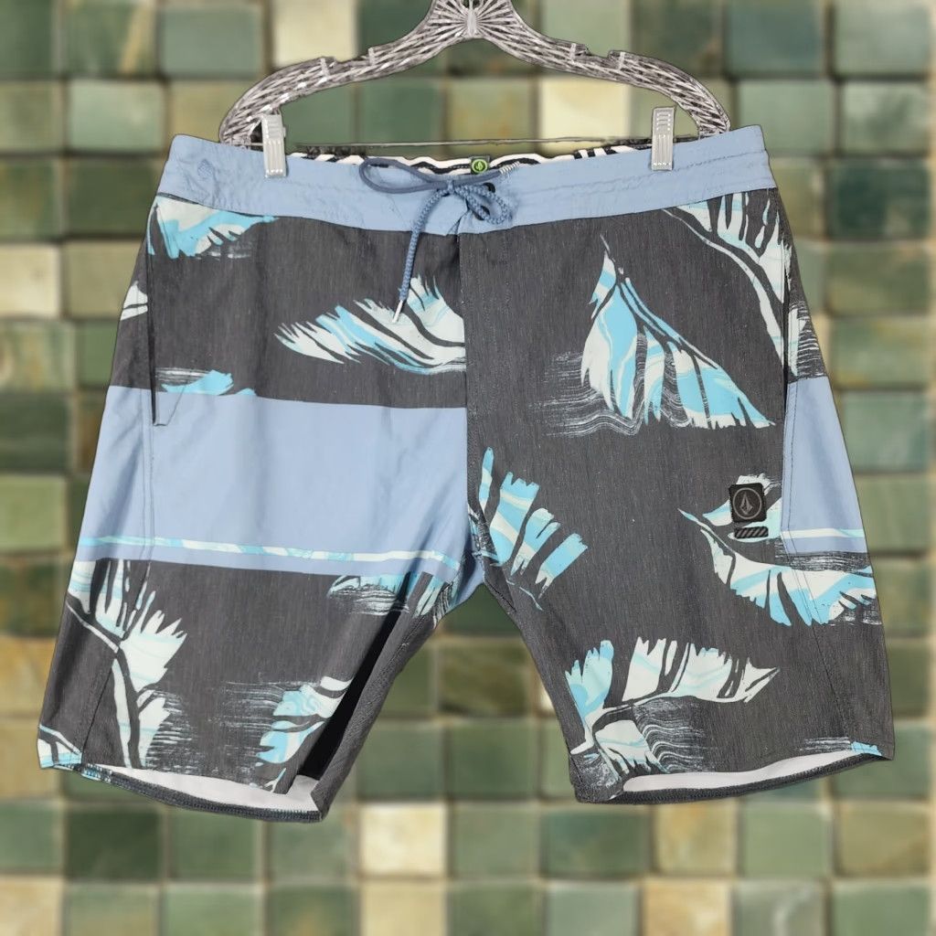Volcom Volcom Stoneys Board Shorts Mens 38 Blue Black Size US 38 / EU 54 - 1 Thumbnail