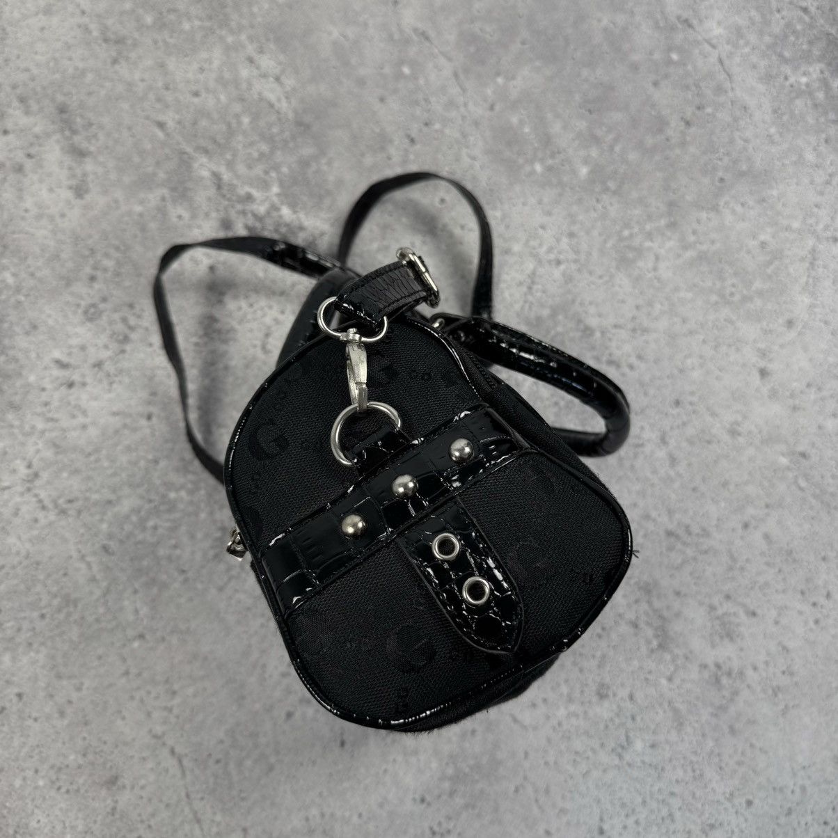 Guess × Vintage Vintage Guess Style Y2K 00s Monogram Baguette Shoulder Bag Size ONE SIZE - 6 Thumbnail