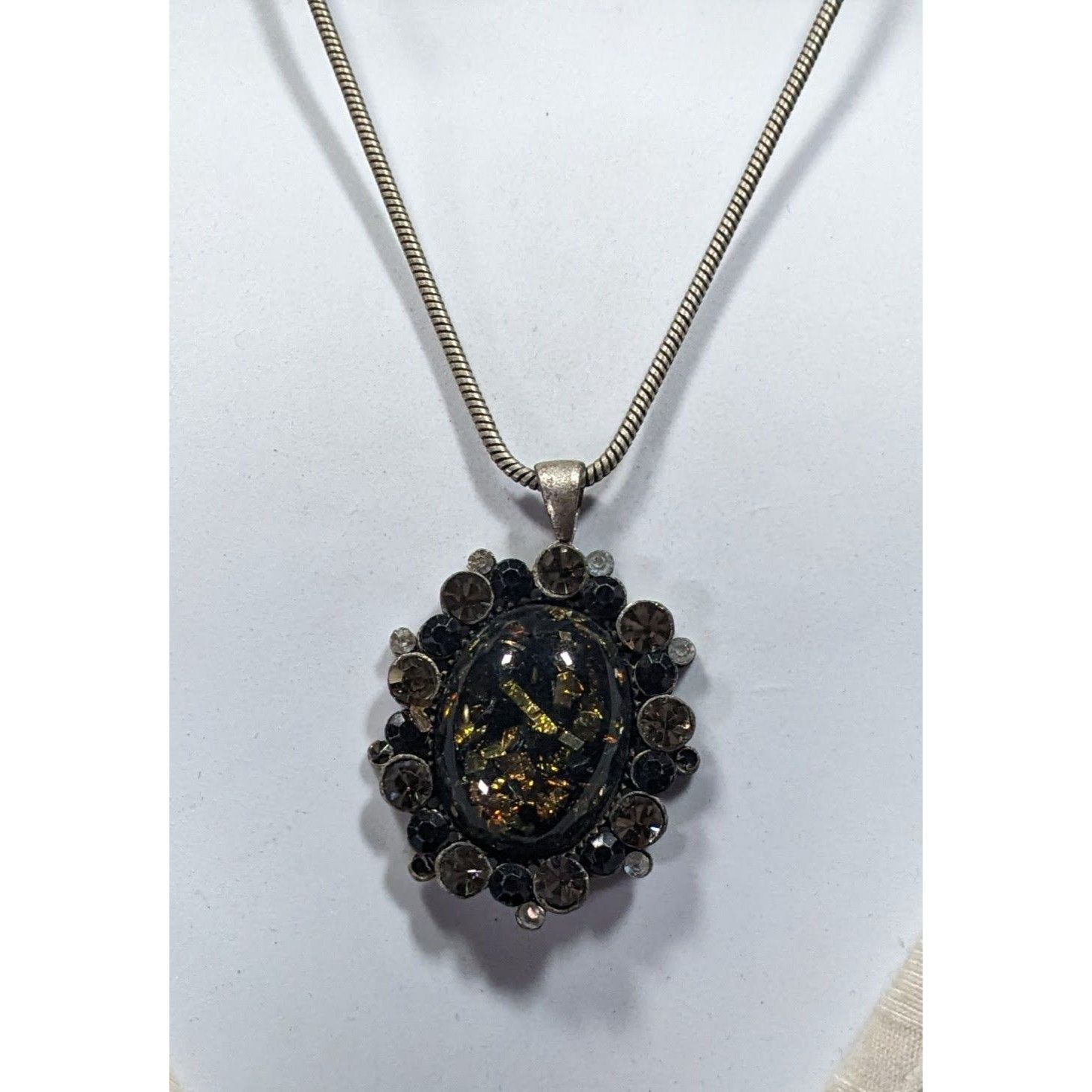 Other Gothic Victorian Style Faux Opal Pendant Necklace Size ONE SIZE - 3 Thumbnail
