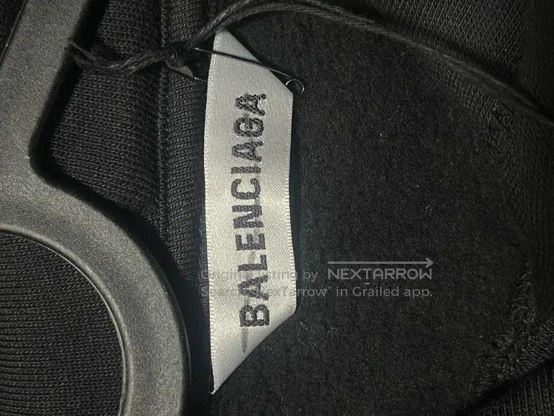 Balenciaga Balenciaga Black I Love U Logo Hoodie. Size US M / EU 48-50 / 2 - 5 Thumbnail