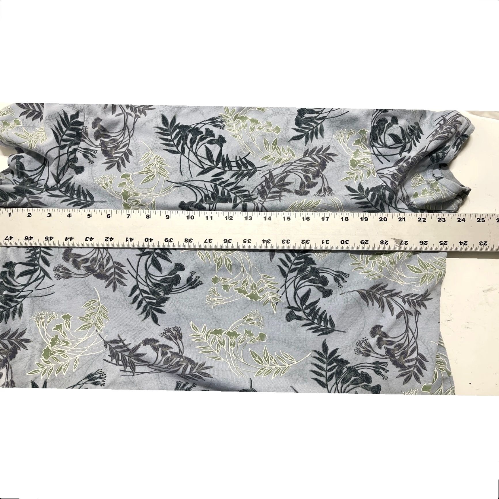 Gloria Vanderbilt Gloria Vanderbilt Blouse Plus 1X Blue Floral Short Sleeve V Neck All Over Print Shirt Women Large Floral Boho Everyday Feminine Casual Sweater? Size XL / US 12-14 / IT 48-50 - 4 Thumbnail