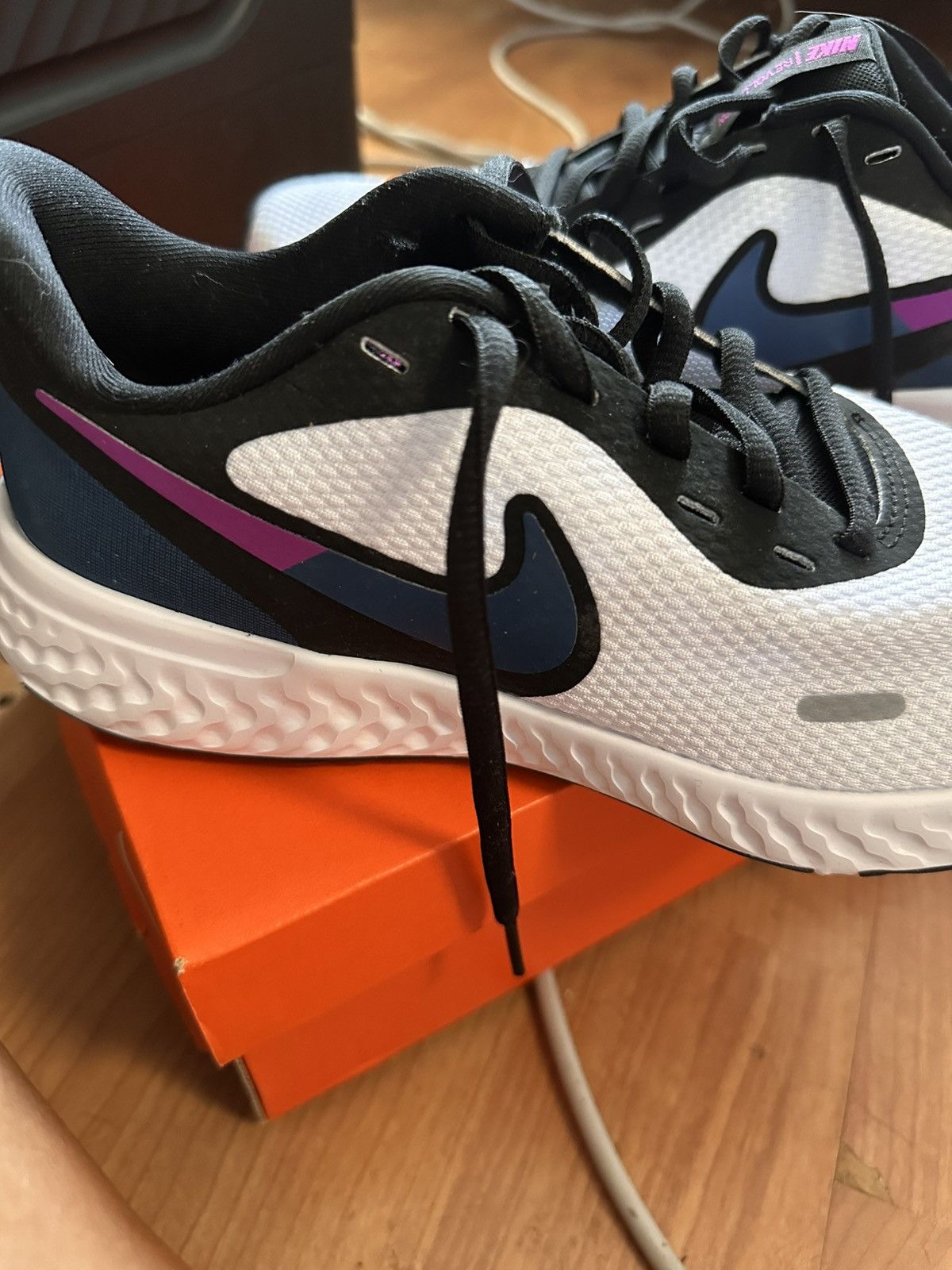 Nike Nike Size US 8 / IT 38 - 2 Thumbnail