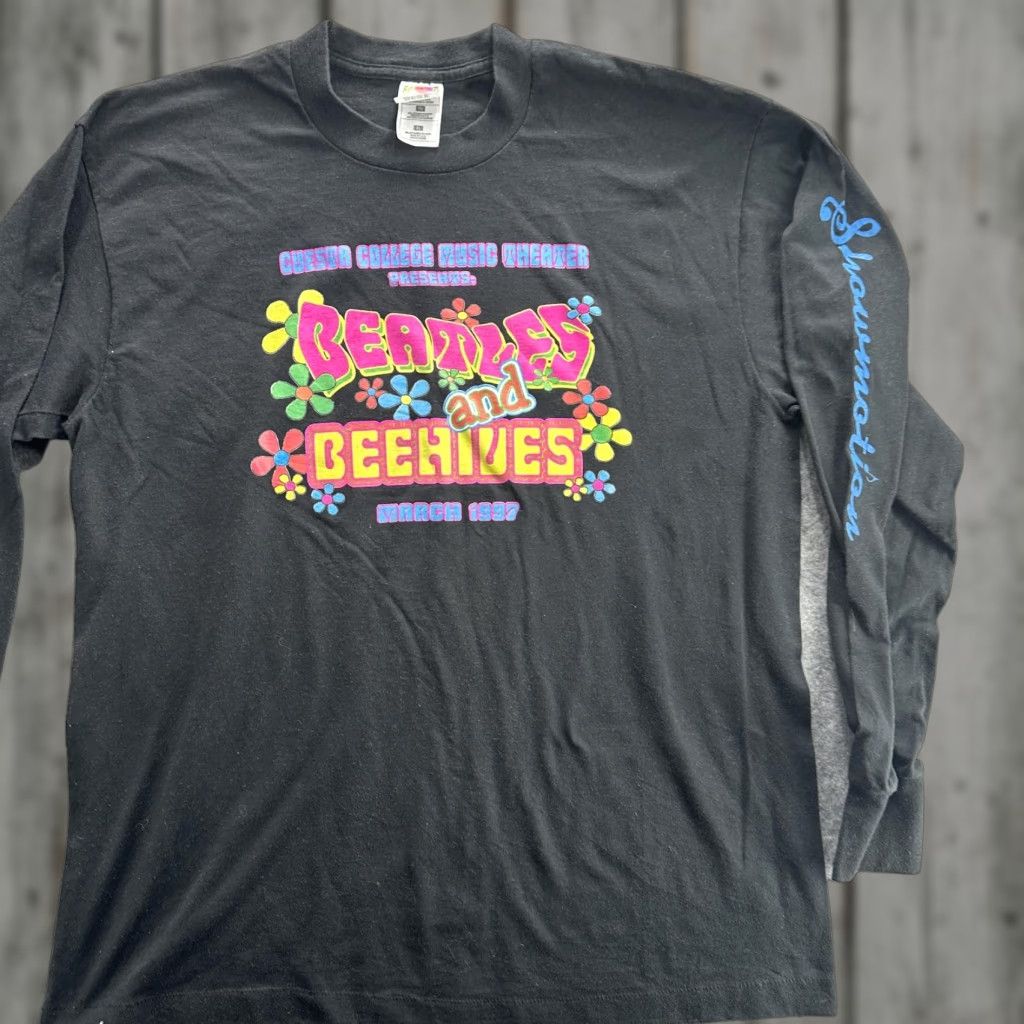 Fruit Of The Loom VINTAGE Cuesta College Beatles Beehives Shirt Mens XL Long Sleeve Music Theater Size US XL / EU 56 / 4 - 1 Thumbnail