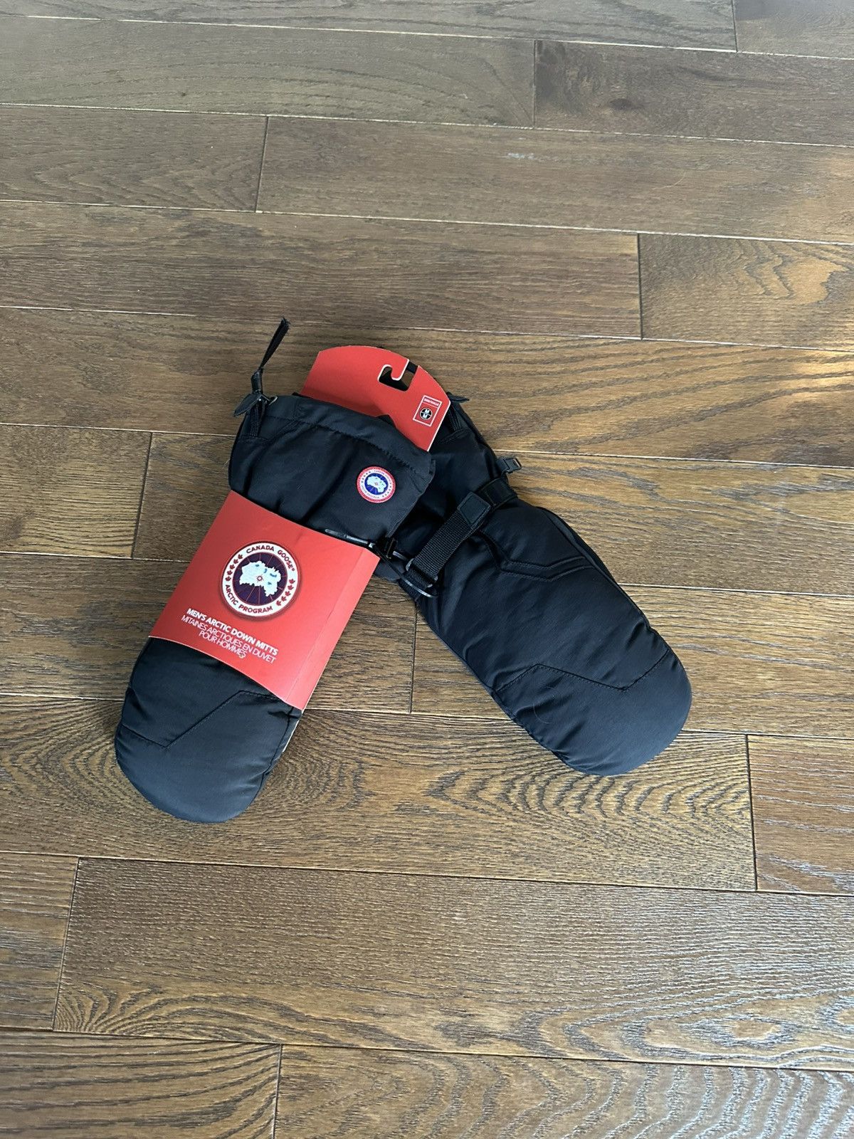Canada Goose Canada Goose Mens Down Mitts Gloves Men Medium Black NWT Size ONE SIZE - 1 Thumbnail