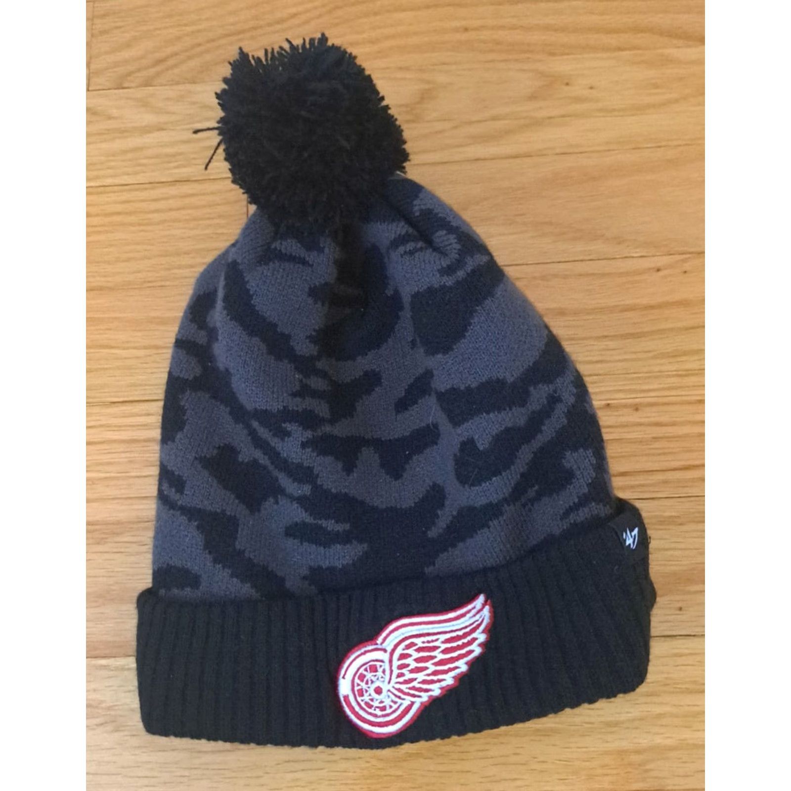 47 47 Detroit Red Wings Beanie Hat Camouflage Black Cold Weather Adjustable Mens Hat Size ONE SIZE - 2 Thumbnail