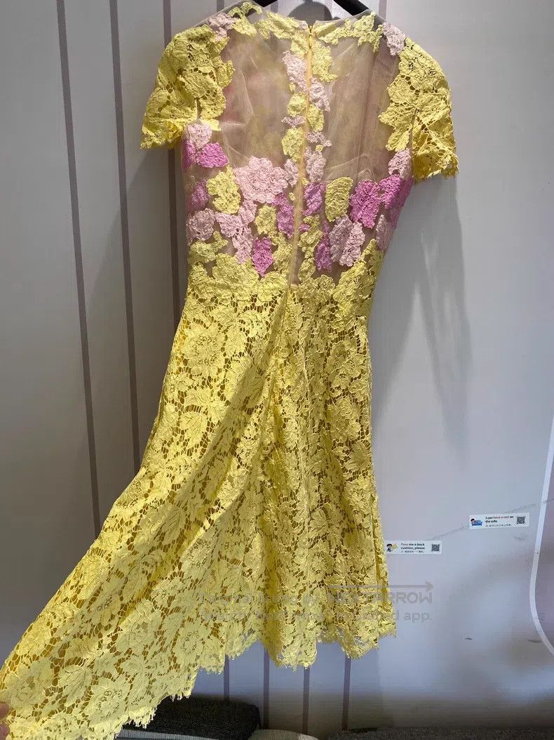 Other Valentino Yellow lace dress Size S / US 4 / IT 40 - 4 Thumbnail