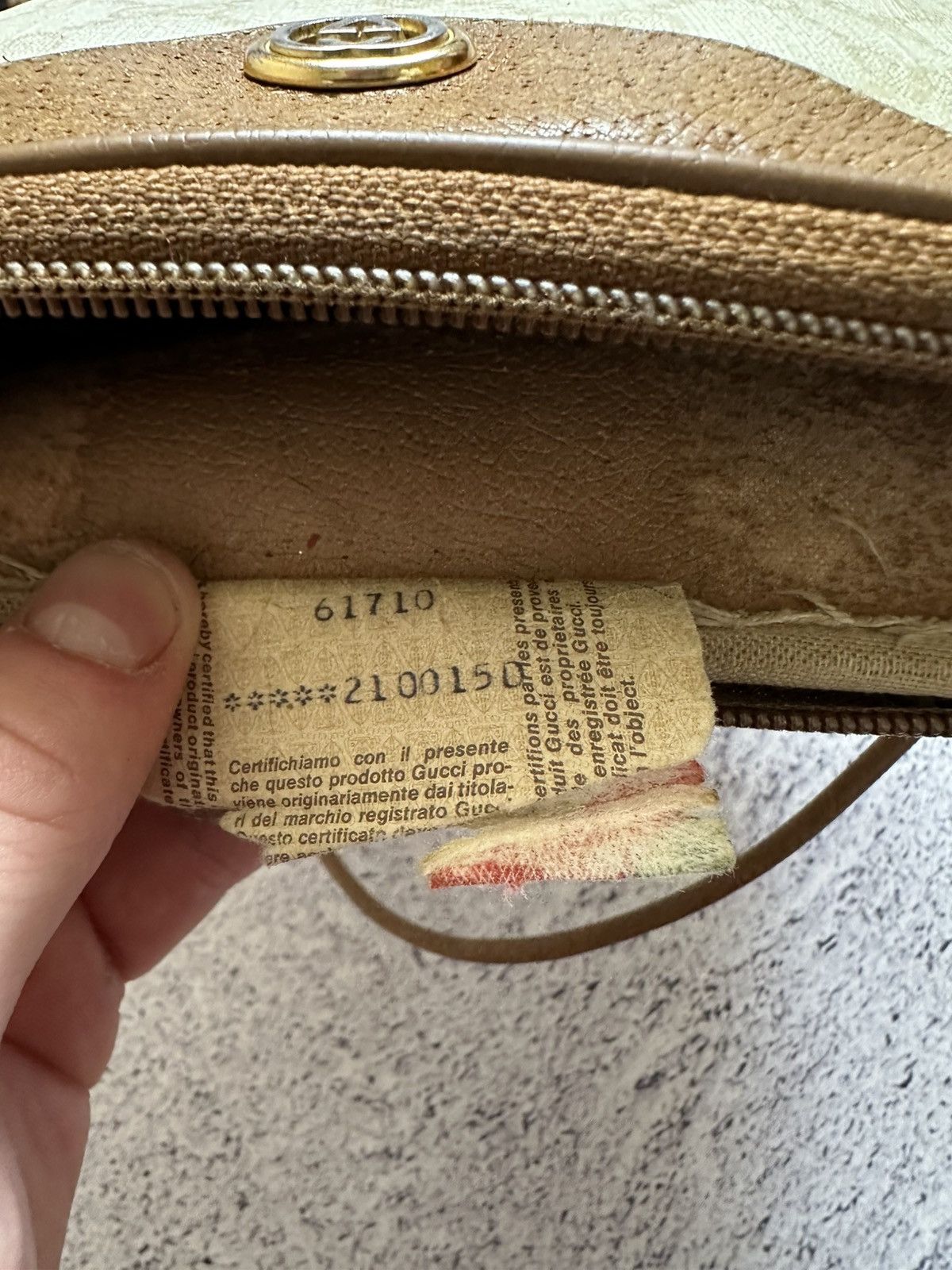 Gucci 80’s GUCCI GG Supreme Coated Canvas Zip Crossbody Bag Size ONE SIZE - 22 Thumbnail