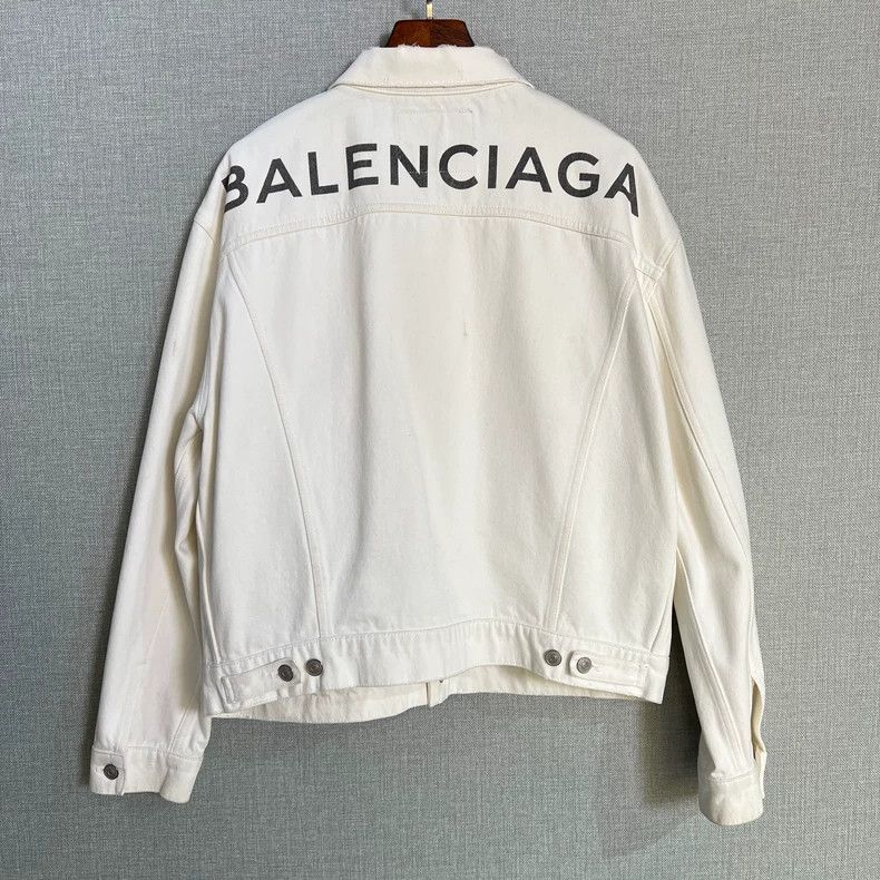Balenciaga Balenciaga size 34 Denim jacket with white back logo jacke Size US M / EU 48-50 / 2 - 2 Thumbnail