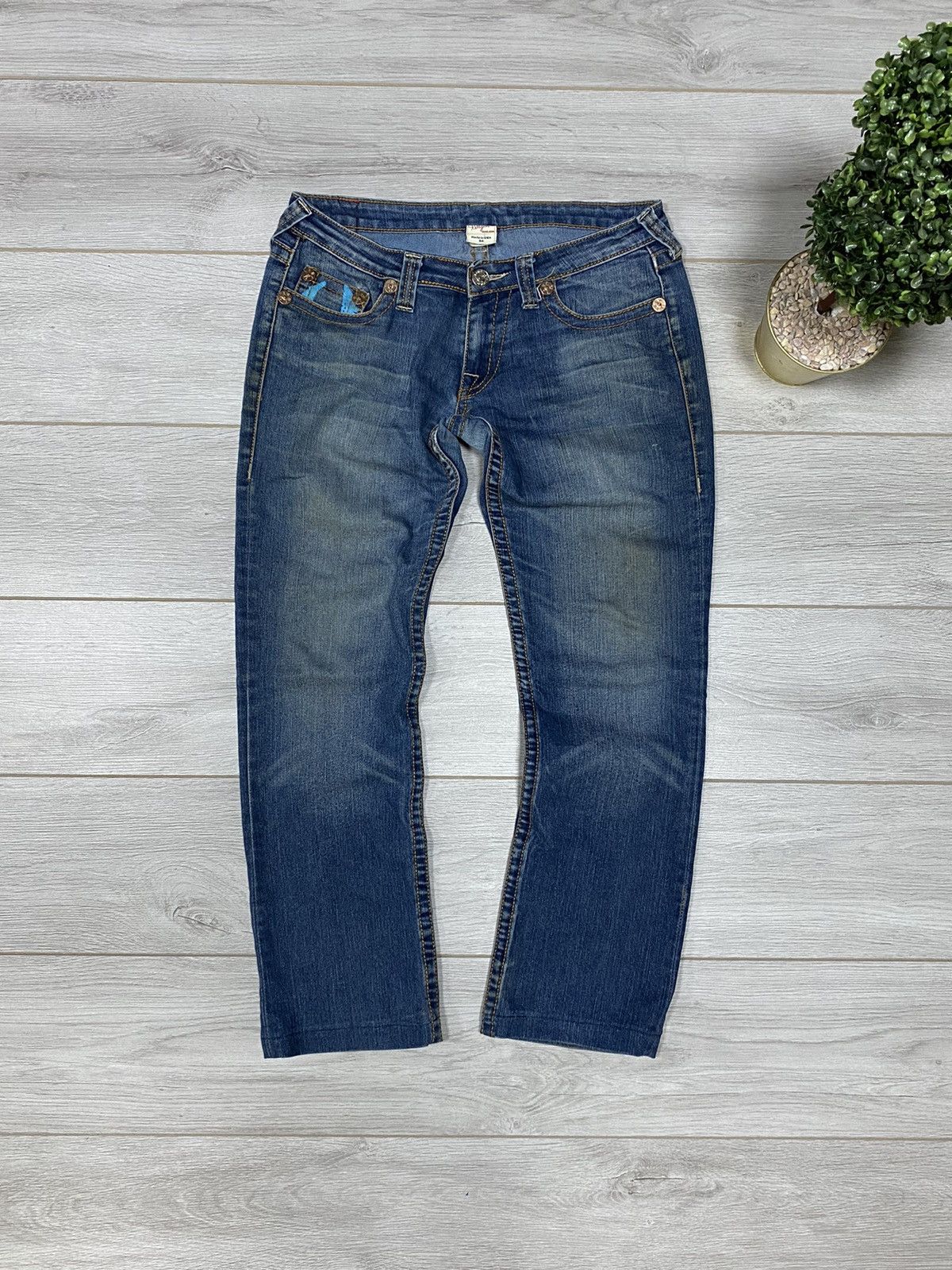 True Religion True Religion vintage horse shoe big logo stitched jeans Size US 30 / EU 46 - 2 Thumbnail