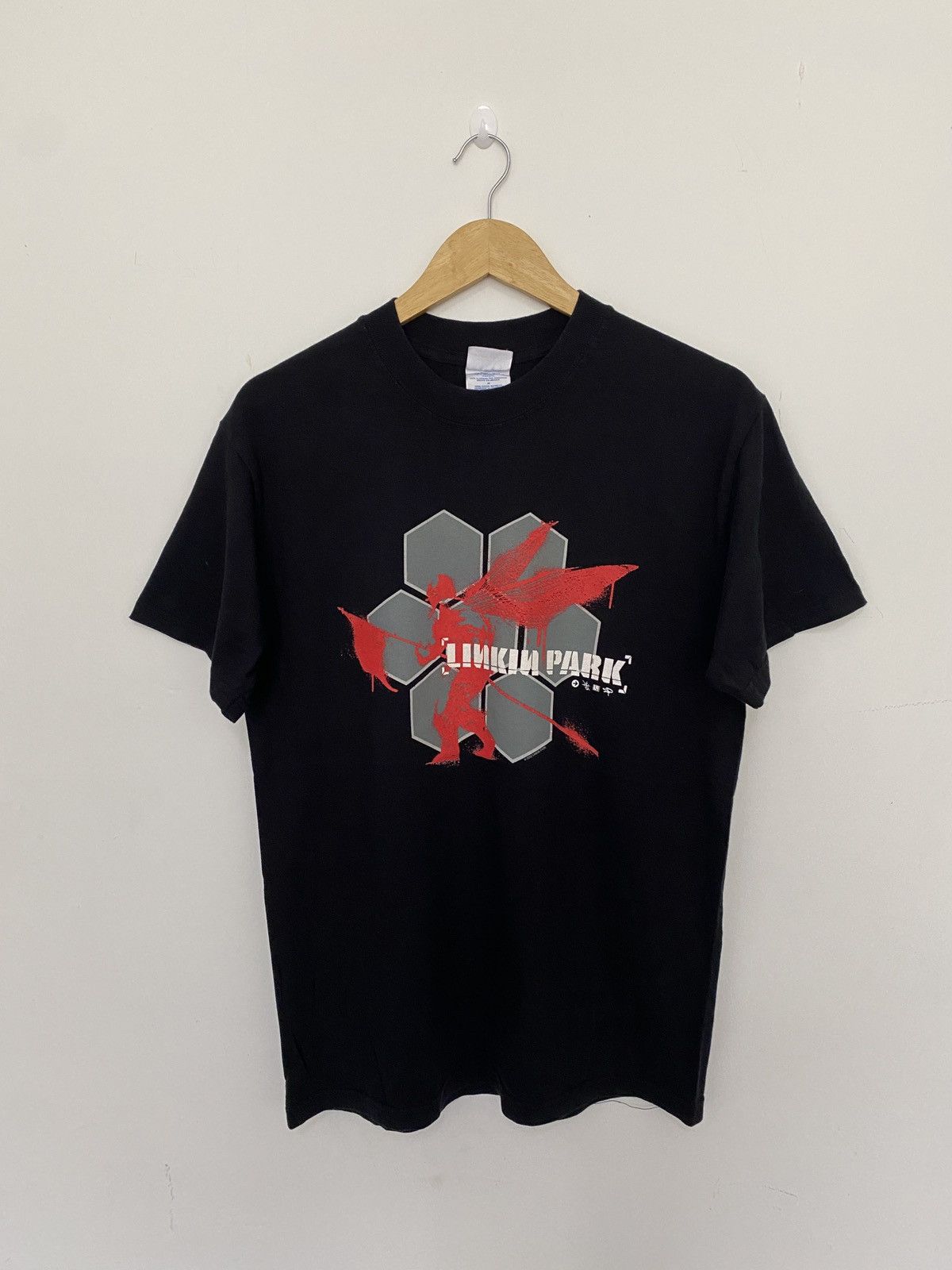 image of Band Tees x Vintage Linkin Park Band Tee in Black, Men's (Size Medium)