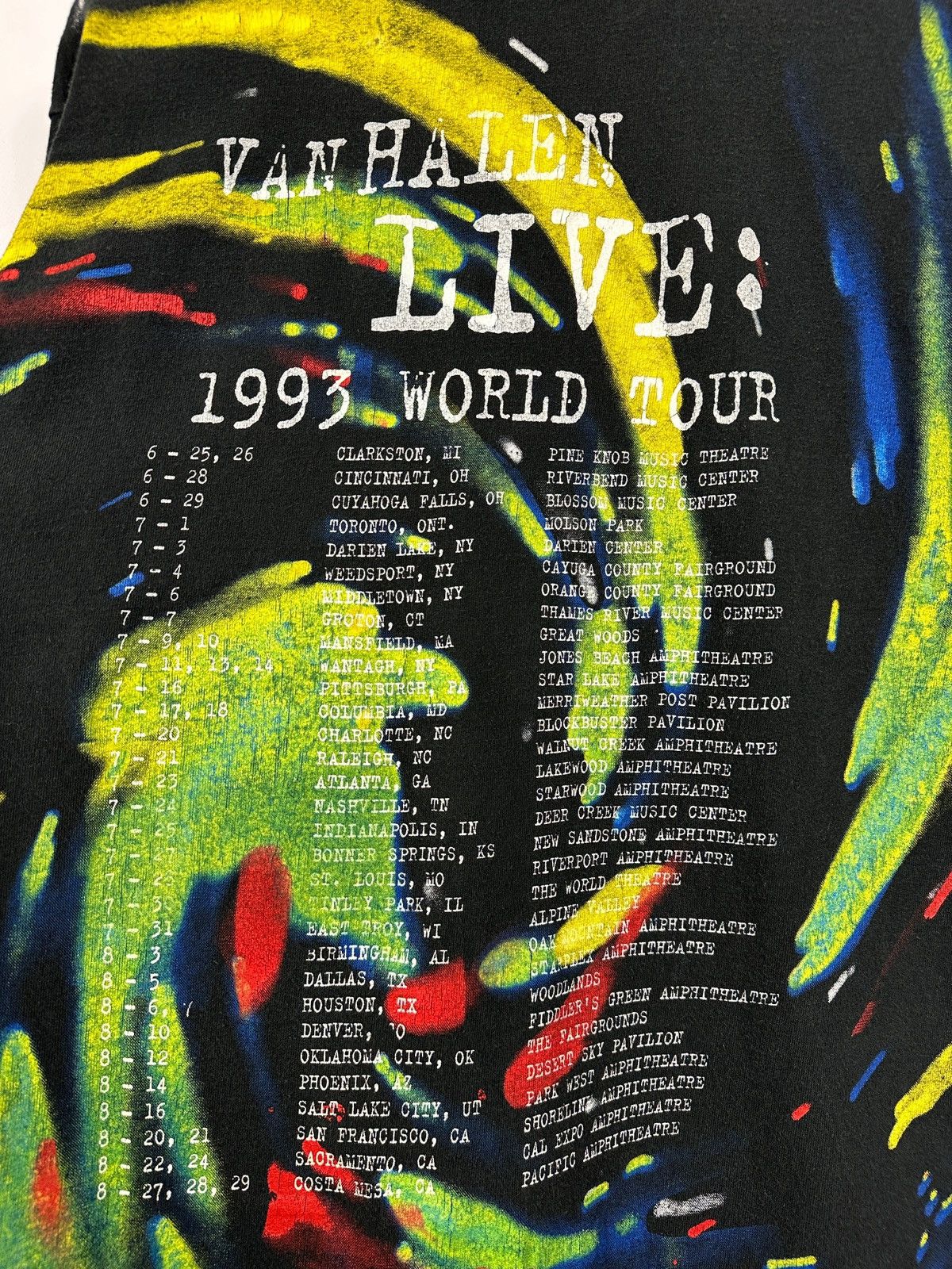 Band Tees 1993 Vintage Van Halen Live AOP World Tour Band T-Shirt Size US L / EU 52-54 / 3 - 18 Thumbnail