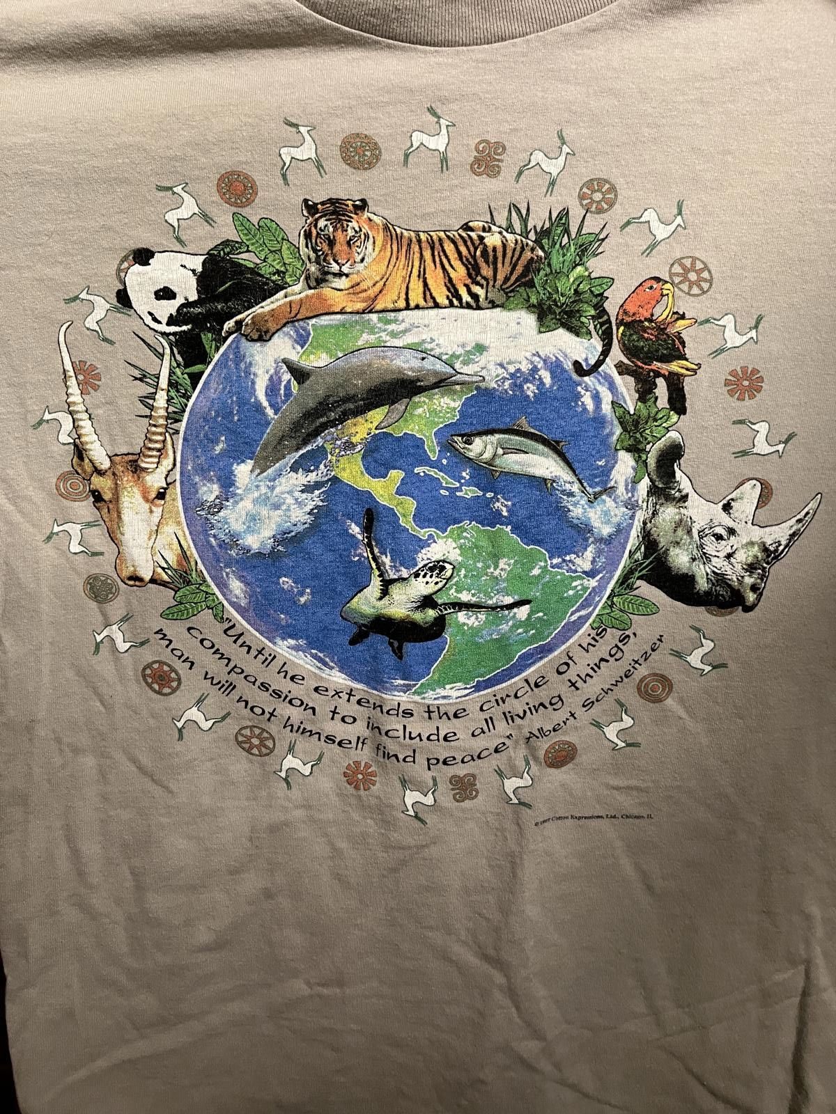 Designer VTG Save the Planet T-shirt Earth Albert Schweitzer Tee 1997 Size US M / EU 48-50 / 2 - 3 Thumbnail
