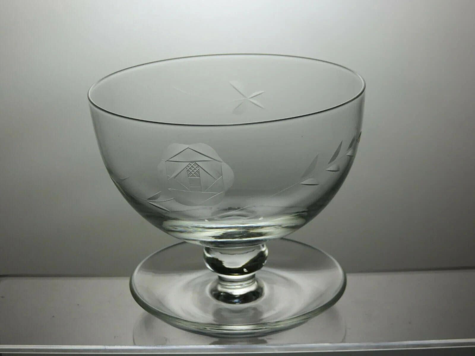 Other Etched Crystal Dessert Footed Bowl Ice Cream Dish Serving Size ONE SIZE - 3 Thumbnail
