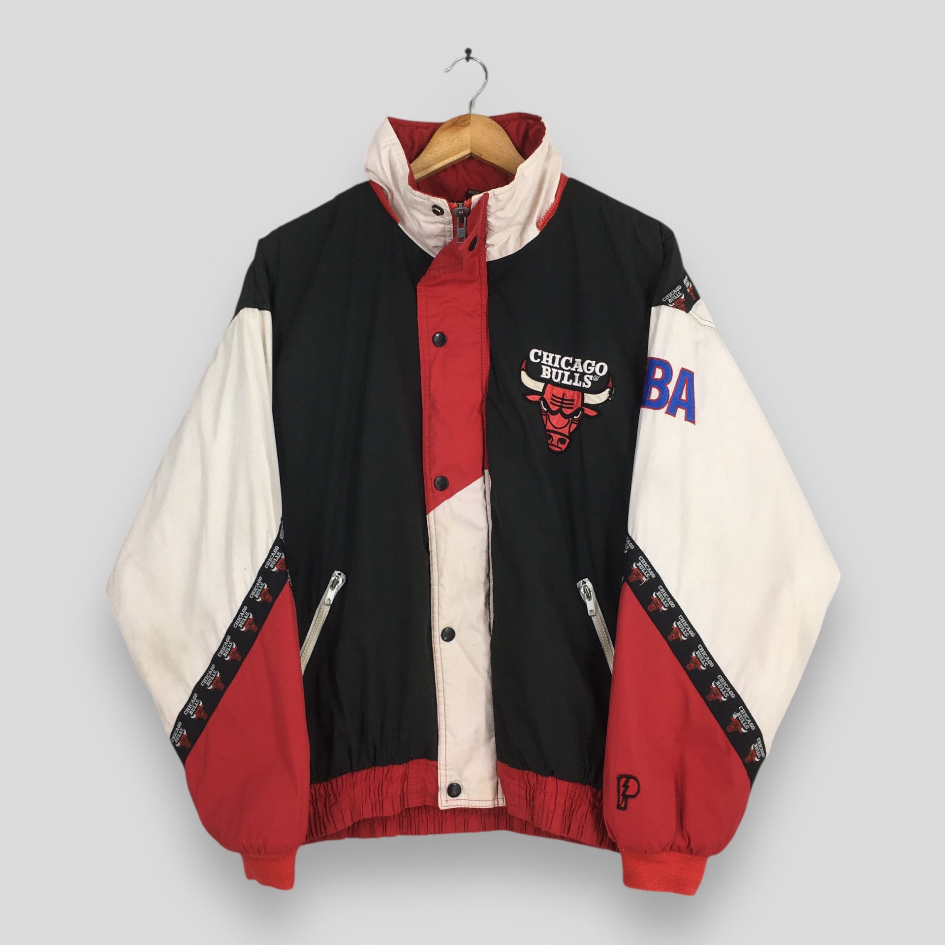 NBA Vintage Chicago Bulls Pro Player Varsity Jacket M Size US M / EU 48-50 / 2 - 1 Thumbnail