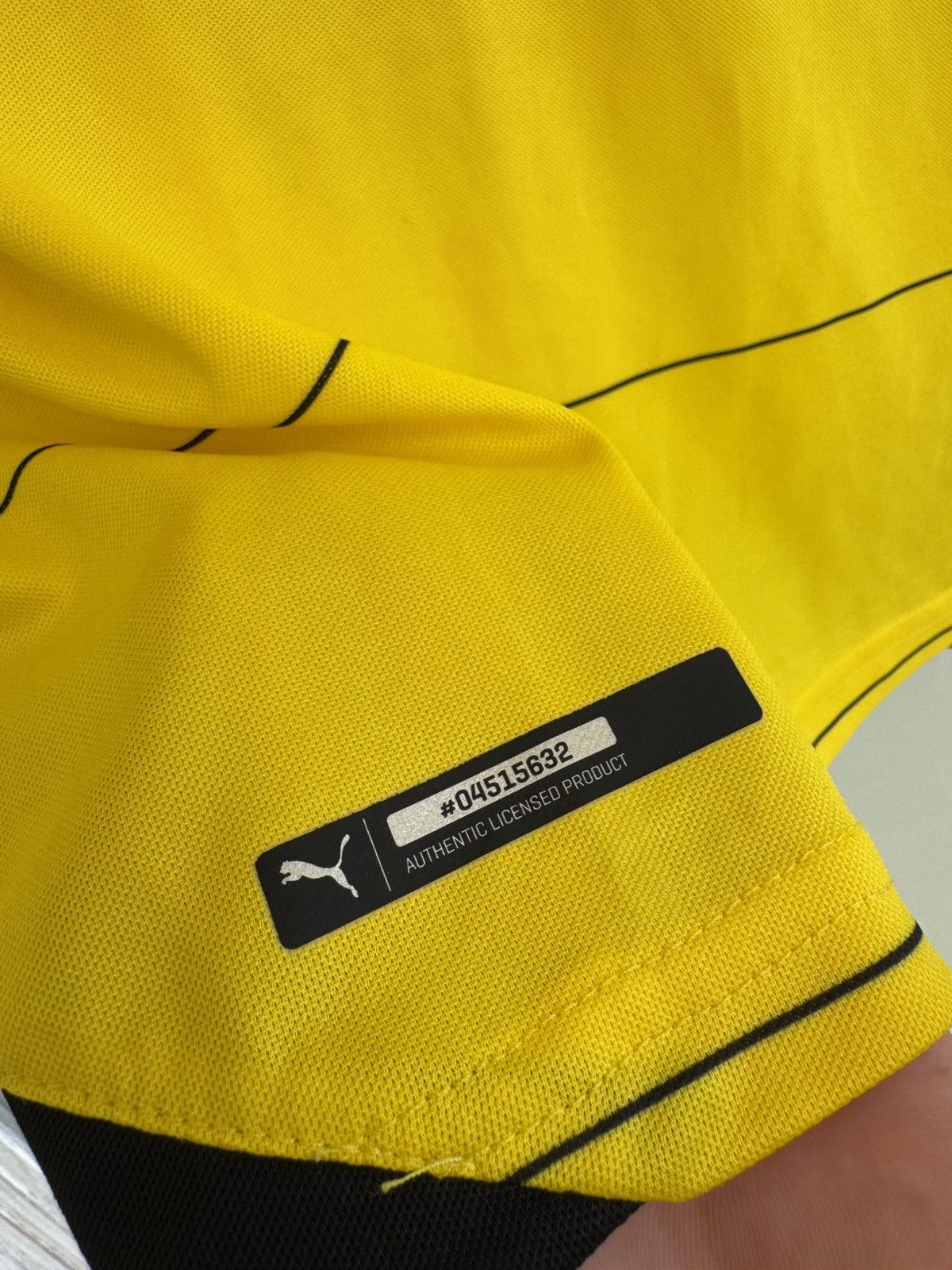 Puma Reus #11 Borussia Dortmund 2015-2016 Home Soccer Jersey Kit Size US M / EU 48-50 / 2 - 16 Thumbnail