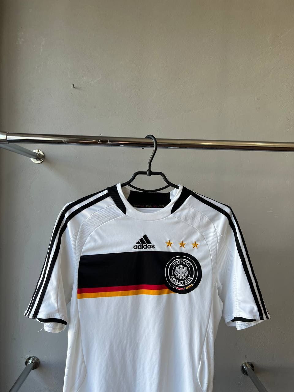 Adidas 2008/09 GERMANY ADIDAS HOME SOCCER JERSEY FOOTBALL SHIRT S Size US S / EU 44-46 / 1 - 3 Thumbnail