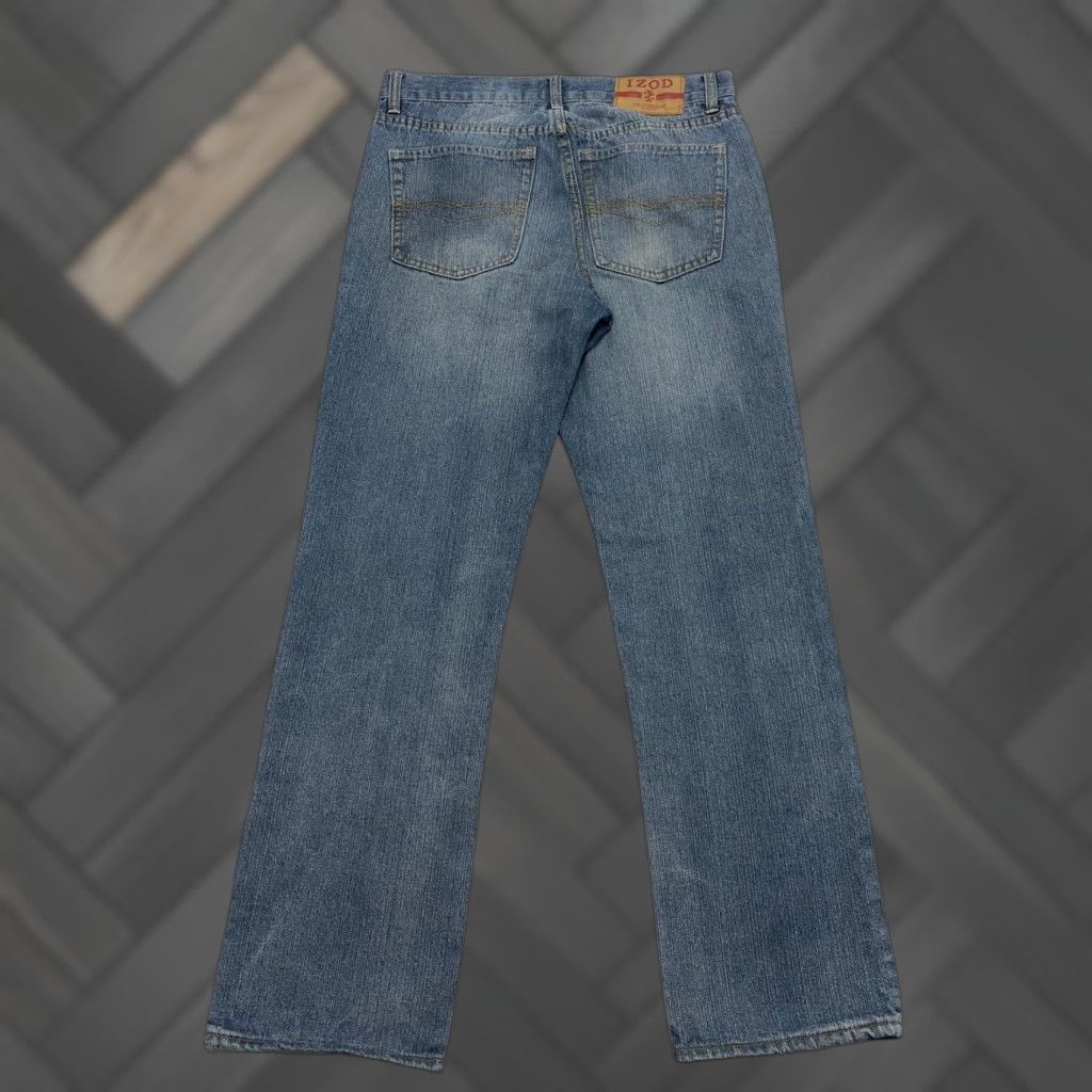 Izod IZOD Slim Straight Fit Jeans Mens 32 x 30 Blue Denim Cotton Blend Stretch 5-Pocket Design Size US 32 / EU 48 - 1 Thumbnail