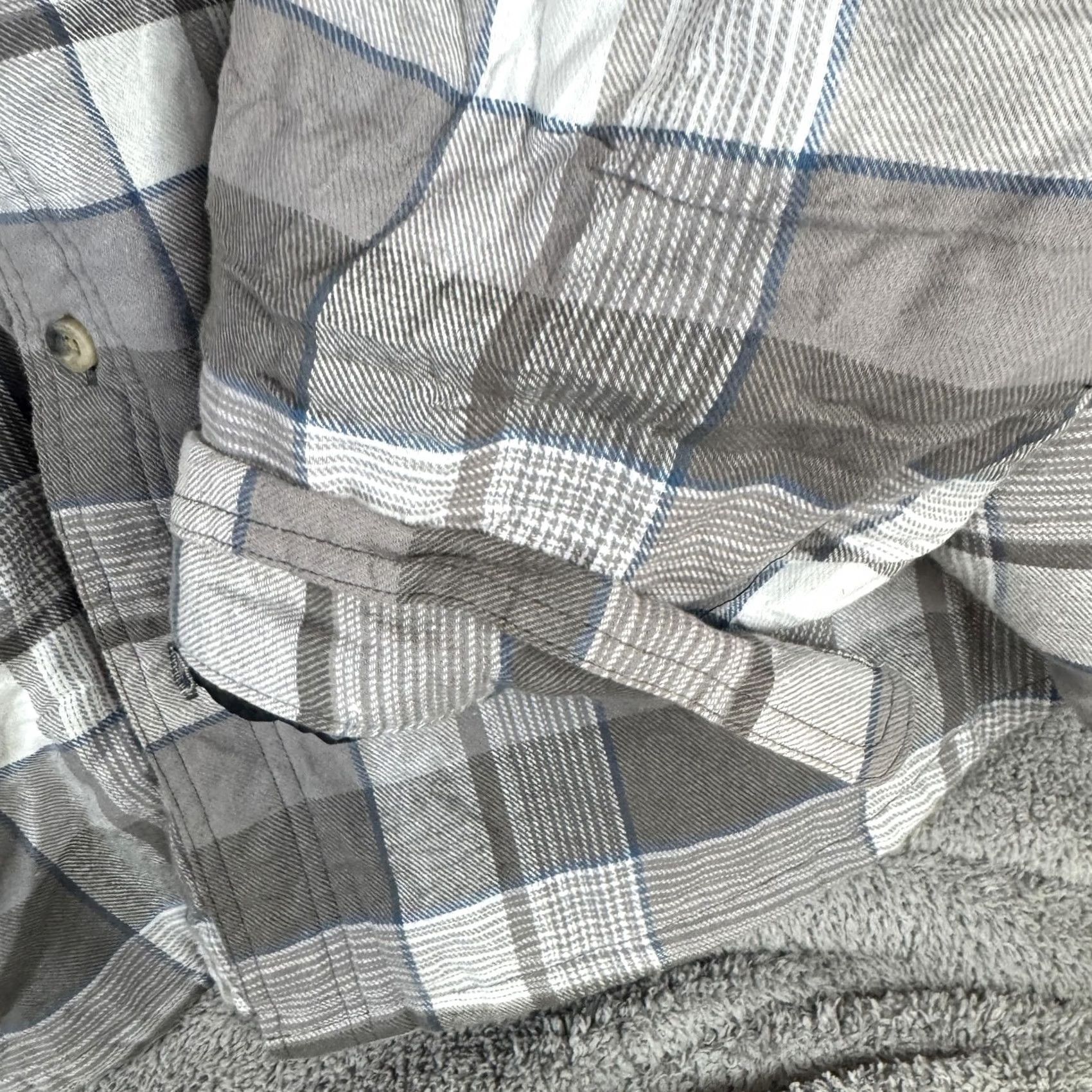 Wrangler Wrangler Jacket Mens XL Gray Plaid Flannel Hooded Quilted Lined Outdoor Workwear Size US XL / EU 56 / 4 - 4 Thumbnail