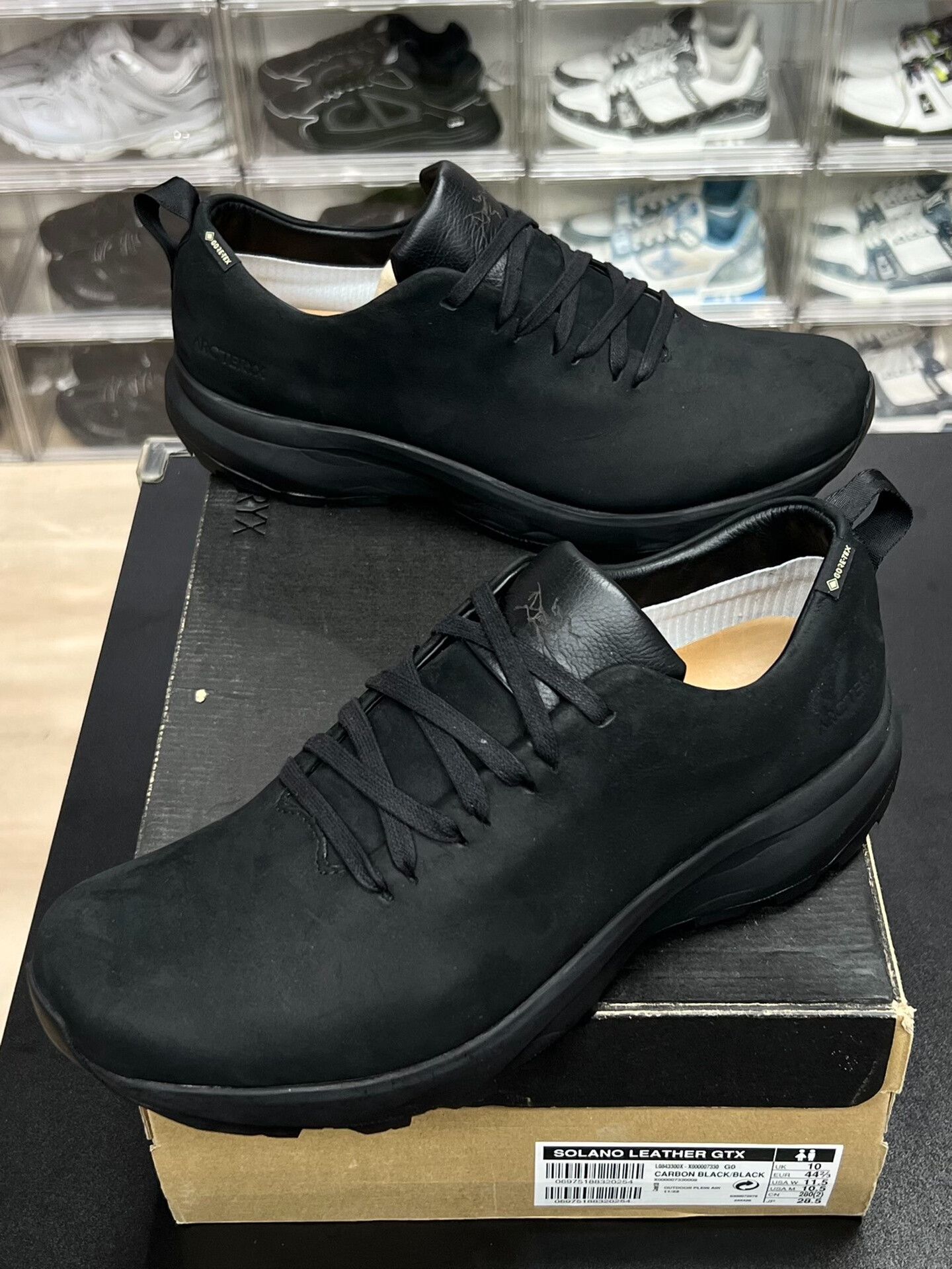 Arc'teryx Arc'teryx Lowtop Sneakers 11.5 Men Size US 11.5 / EU 44-45 - 1 Thumbnail