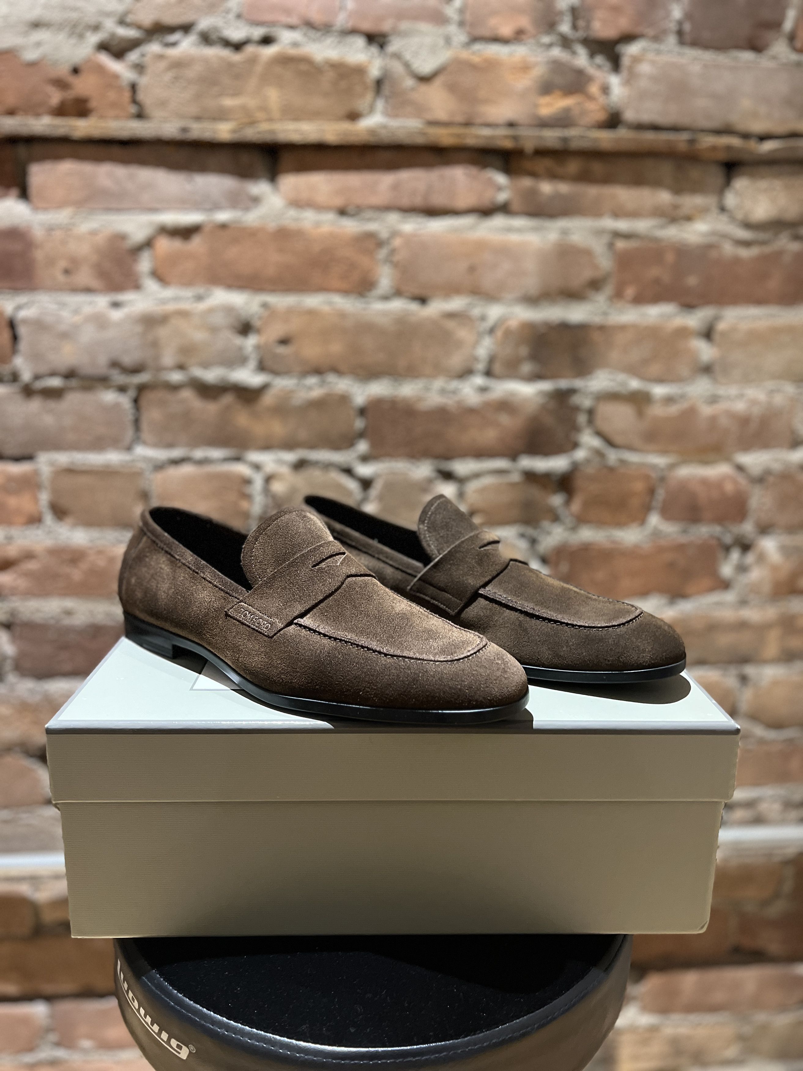 Tom Ford Tom Ford Suede Sean Twisted Band Loafer - Brown Size US 8 / EU 41 - 1 Thumbnail
