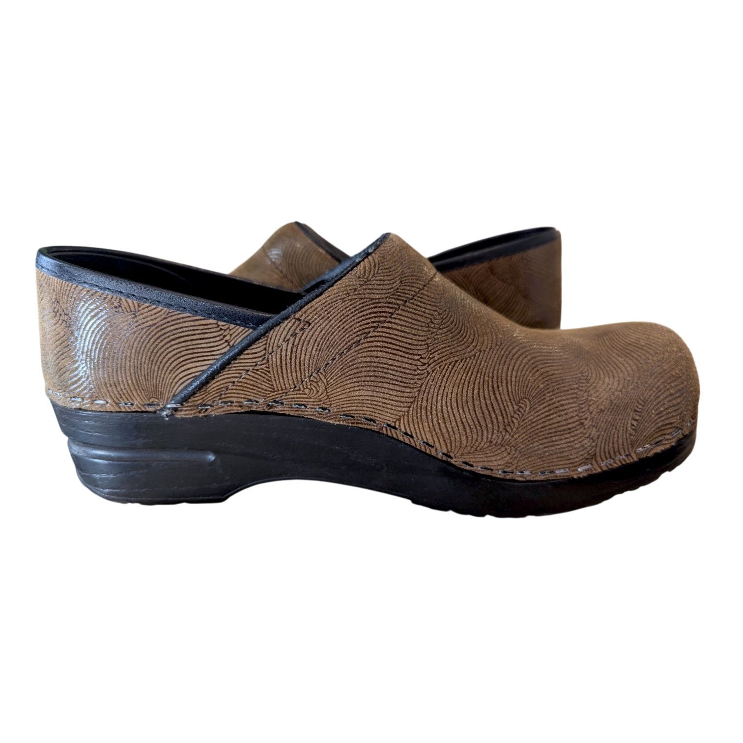 Other Sanita Brown Textured Wave Danish Clogs Size 39 Size US 8 / IT 38 - 2 Thumbnail