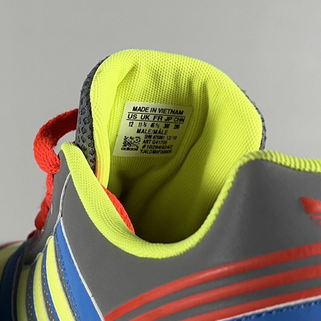 Adidas Rare adidas Originals Questar reflective 2010 sneakers Size US 12 / EU 45 - 7 Thumbnail