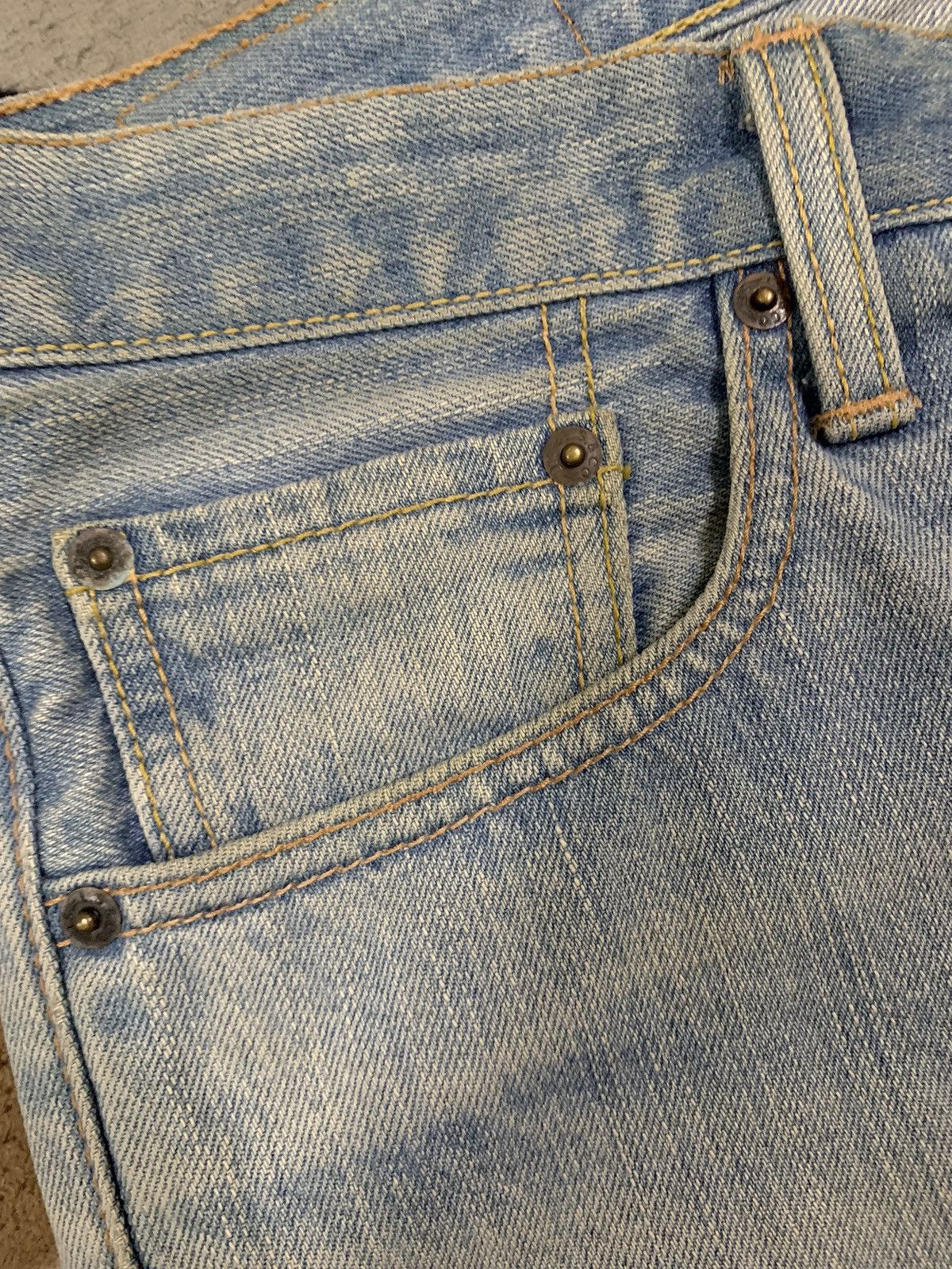 Levi's Vintage 90s Levis 702 Rusty Mud Wash Loose Jeans Size 33x28 Size US 33 - 6 Thumbnail