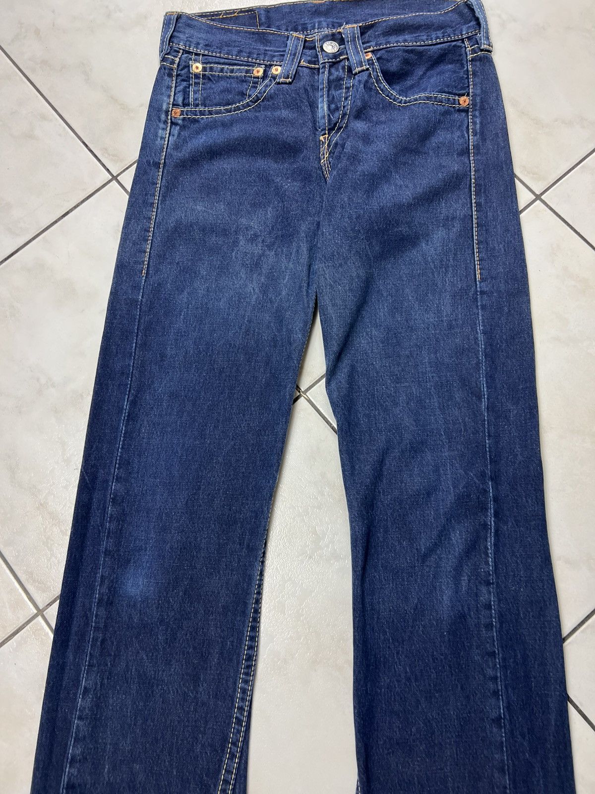 Levi's Vintage Levi’s 907 flared navy denim y2k jeans pants bootcut Size US 29 - 4 Thumbnail