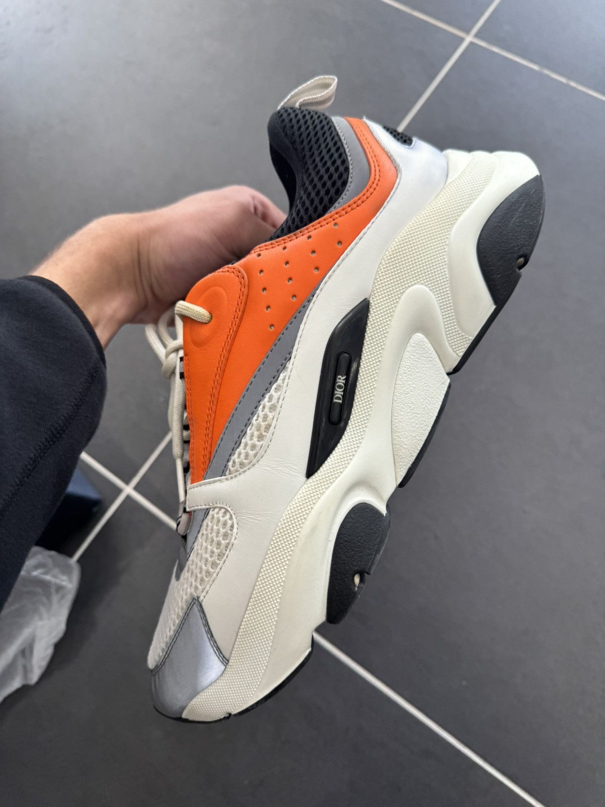 Dior Dior b22 white/orange Size US 12 / EU 45 - 1 Thumbnail
