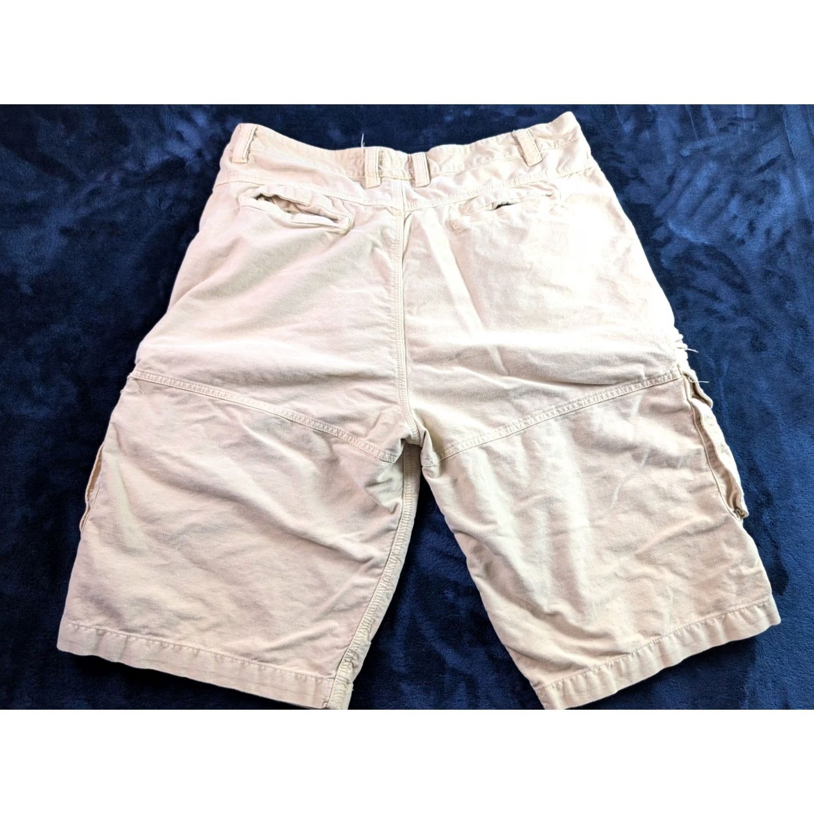 Rocawear Rocawear Y2K Tan Zippered Baggy Cargo Shorts Men’s Size 38 READ - Beige Cotton, 38, Cargo, Pockets, Casual, Summer, Spring, Men, Regular Size US 38 / EU 54 - 6 Thumbnail