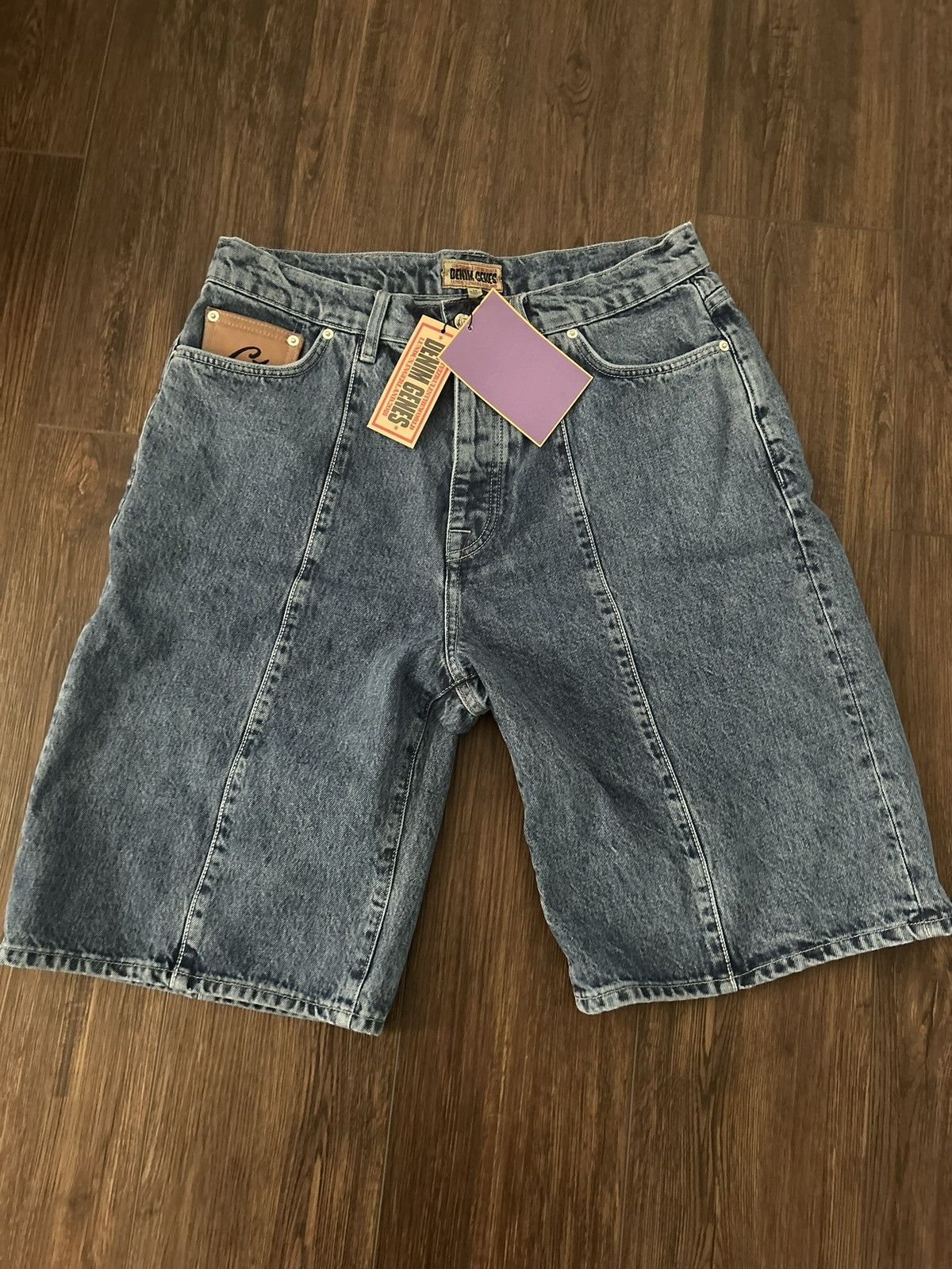Corteiz Corteiz HMP Raw Hem shorts heather grey medium | Grailed
