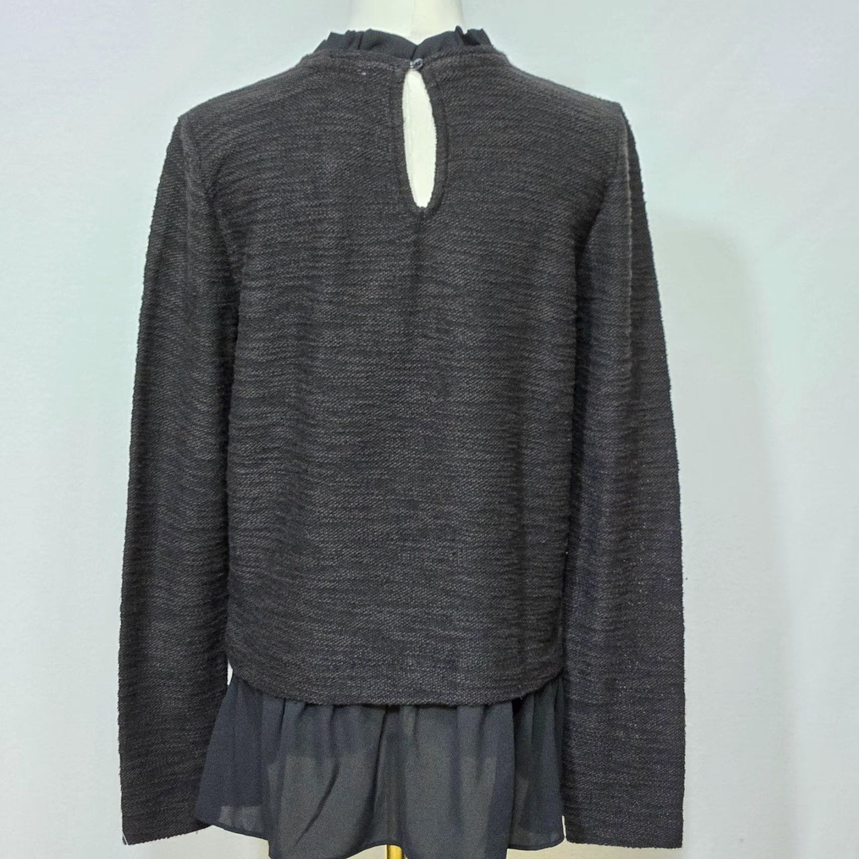 Loft VINTAGE LOFT Sweater Womens Medium Black Gray Ruffle Collar Chiffon Hem Layered NWT Size M / US 6-8 / IT 42-44 - 5 Thumbnail